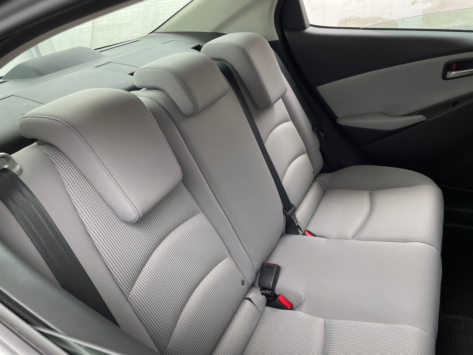 Thumbnail: 2019 Toyota Yaris - 6