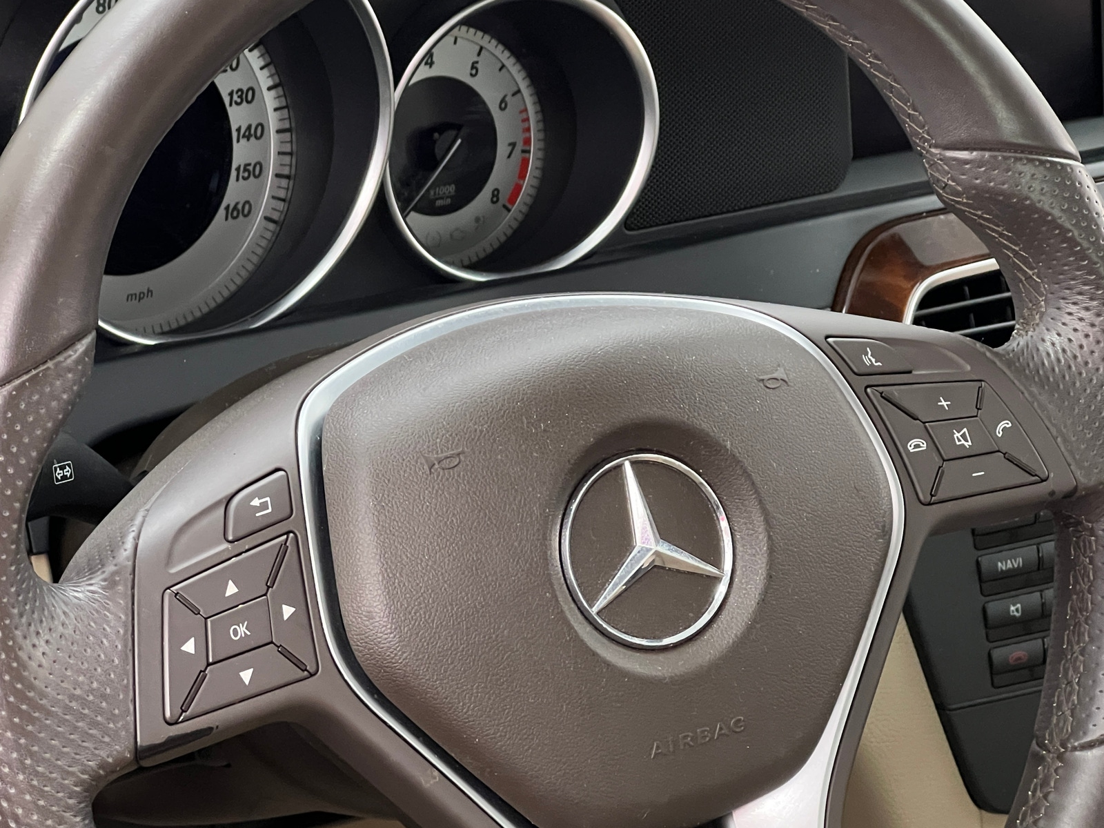Thumbnail: 2013 Mercedes-Benz C-Class - 4
