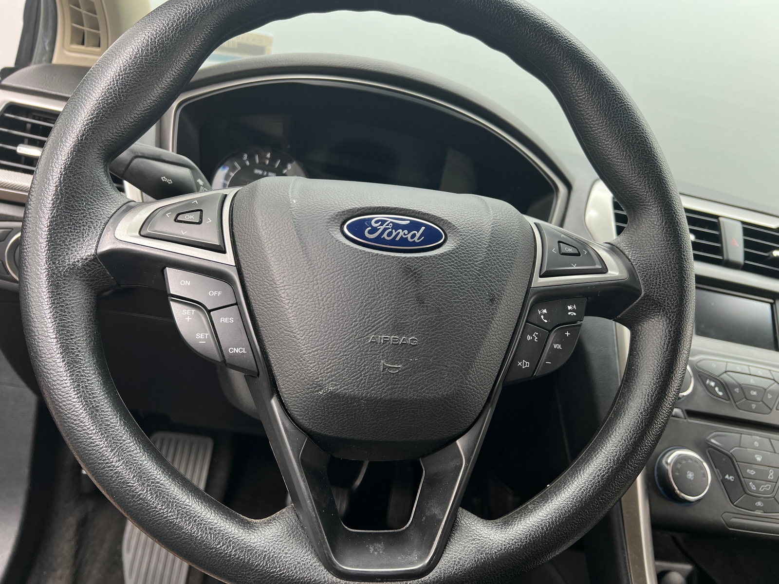 Thumbnail: 2017 Ford Fusion - 5