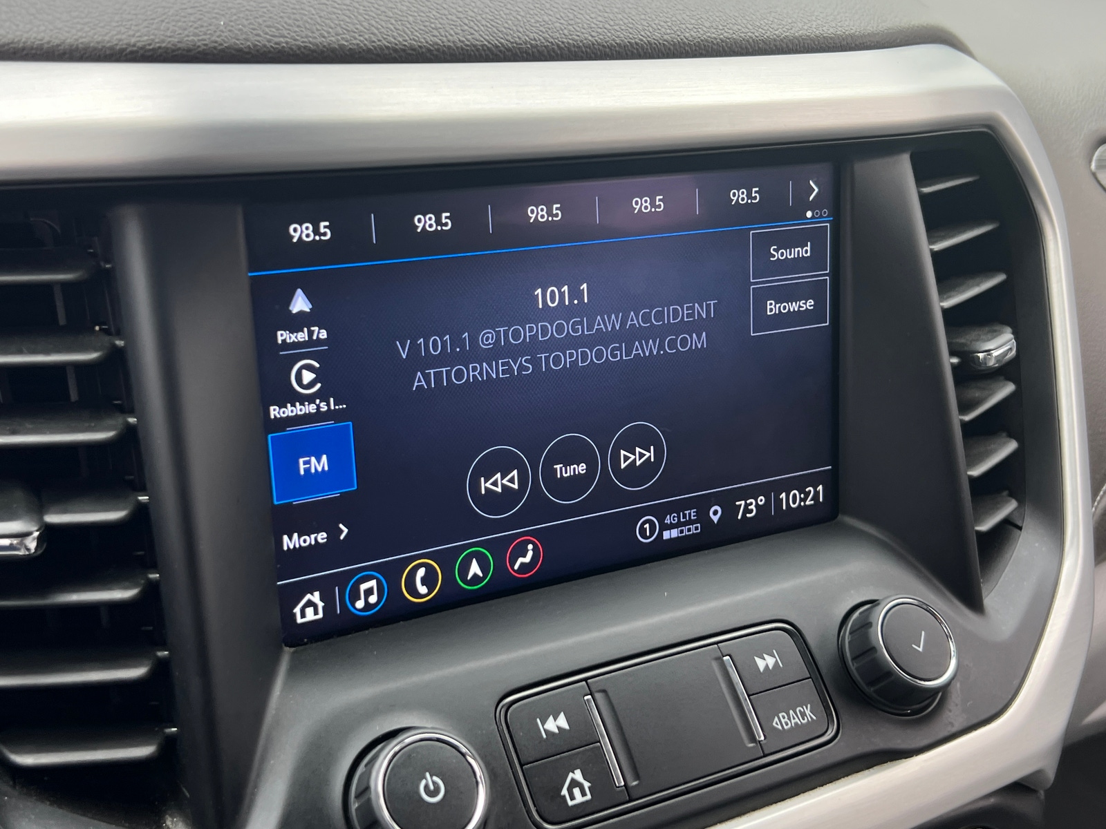 Thumbnail: 2023 GMC Acadia - 4