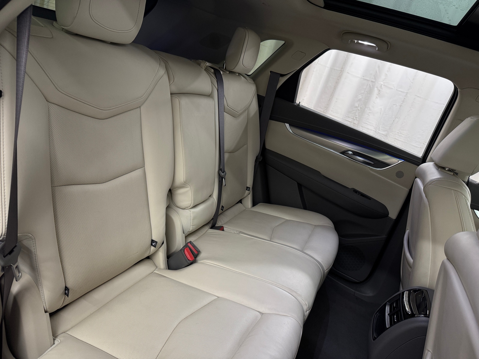 Thumbnail: 2018 Cadillac XT5 - 5