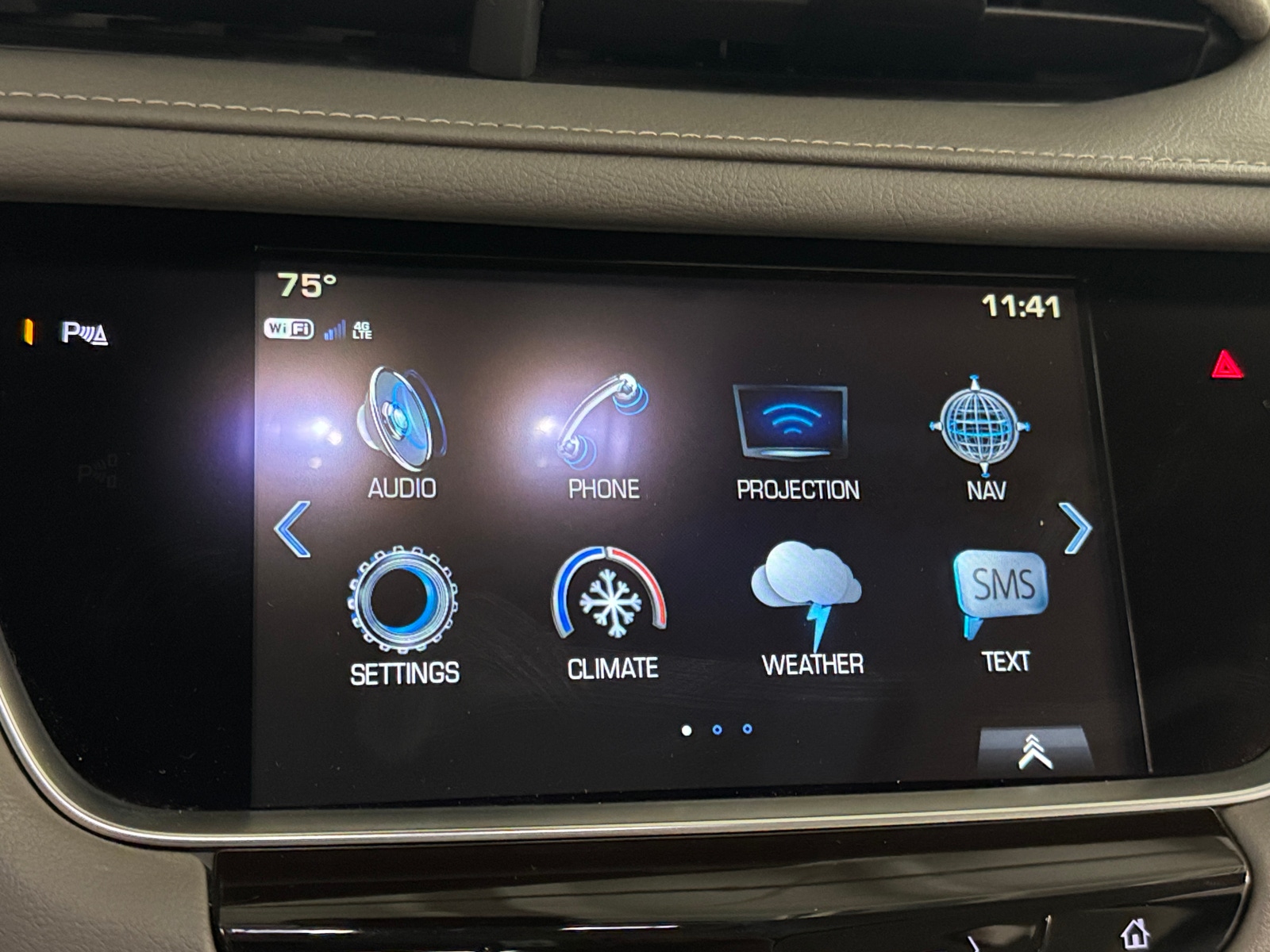 Thumbnail: 2018 Cadillac XT5 - 3