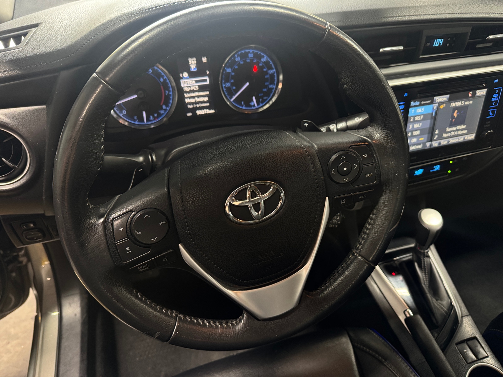 Thumbnail: 2017 Toyota Corolla - 4