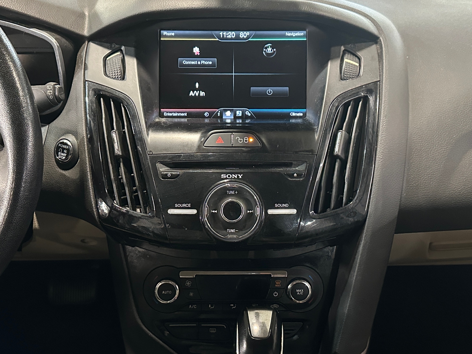 Thumbnail: 2012 Ford Focus - 3