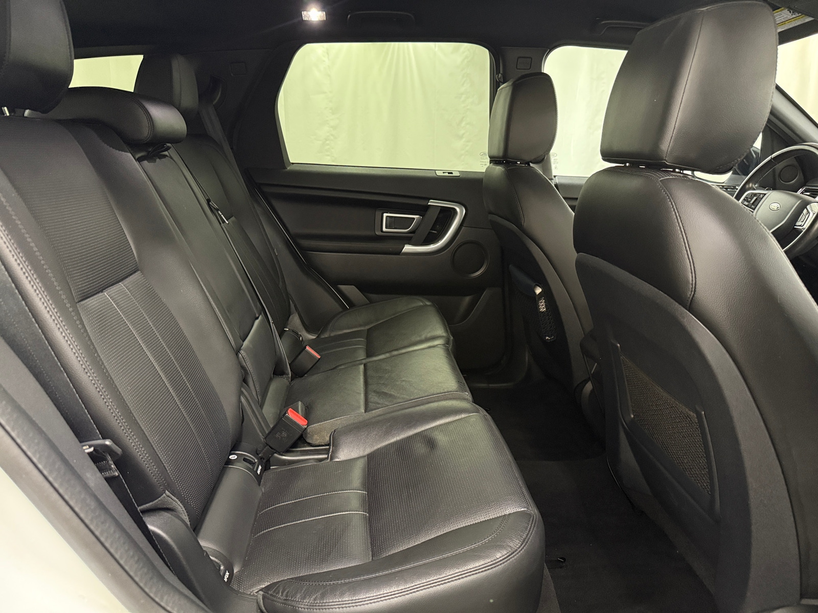 Thumbnail: 2019 Land Rover Discovery Sport - 5