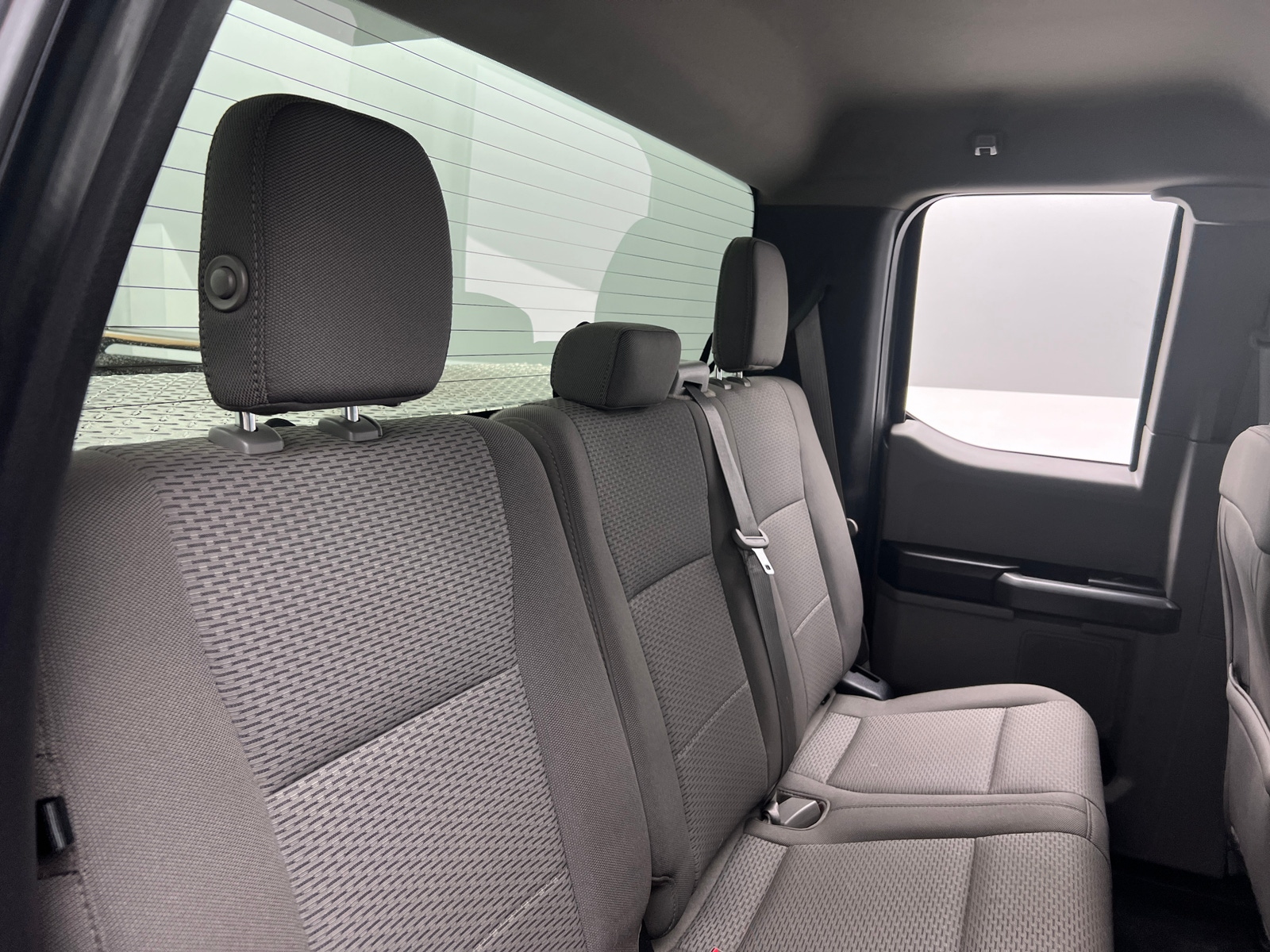 Thumbnail: 2018 Ford Econoline - 6