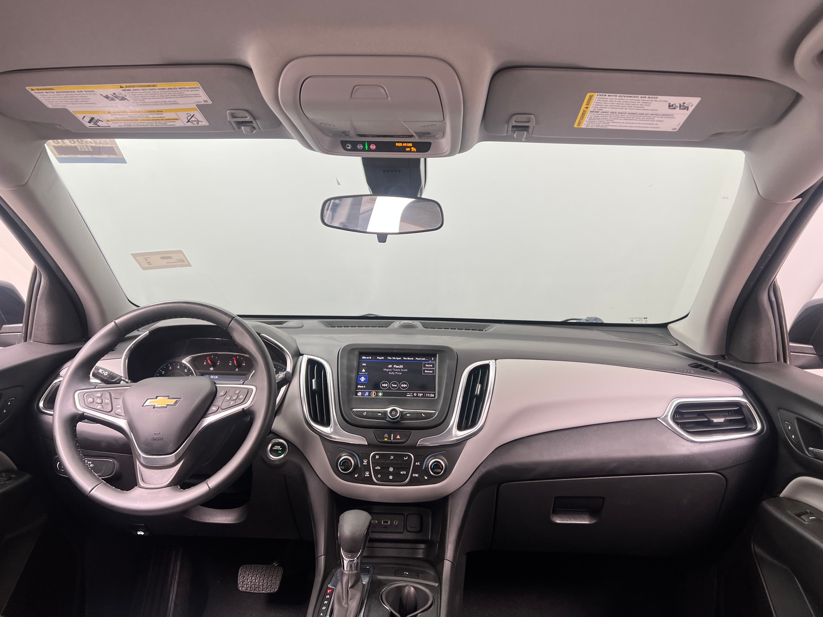 Thumbnail: 2023 Chevrolet Equinox - 3