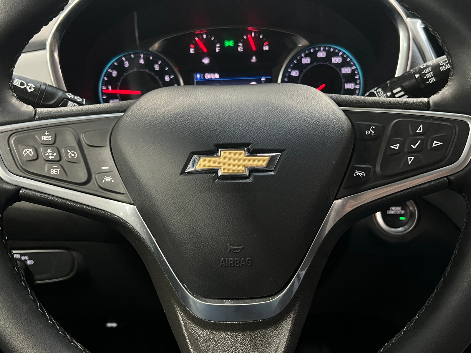 Thumbnail: 2023 Chevrolet Equinox - 5