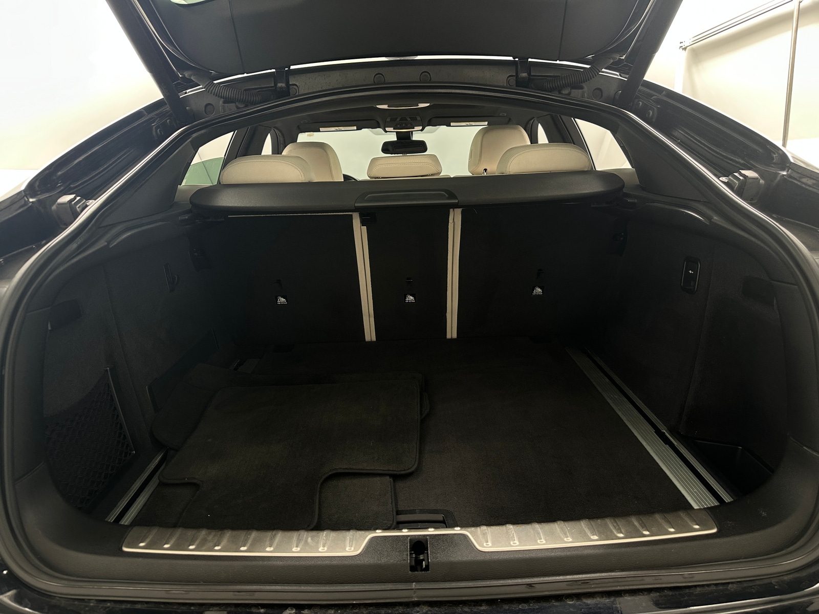 Thumbnail: 2016 BMW X6 - 6