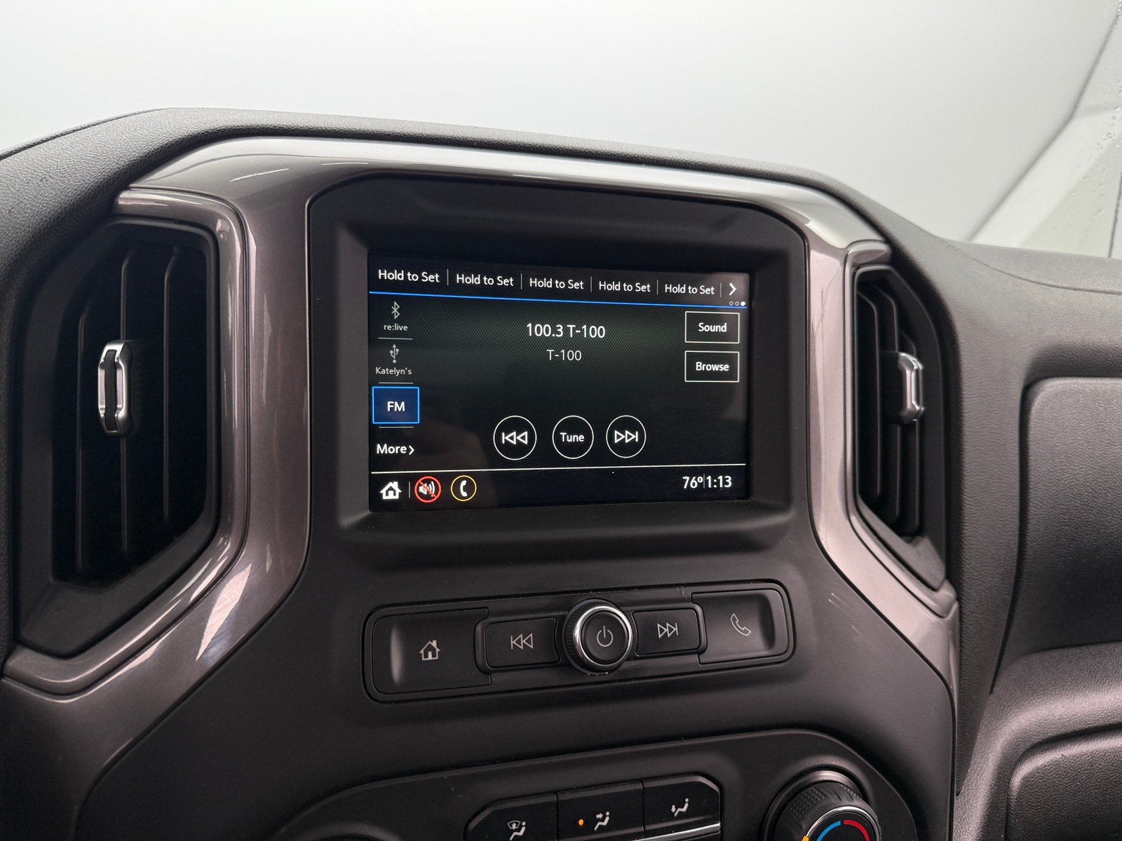 Thumbnail: 2019 Chevrolet Silverado 1500 - 4
