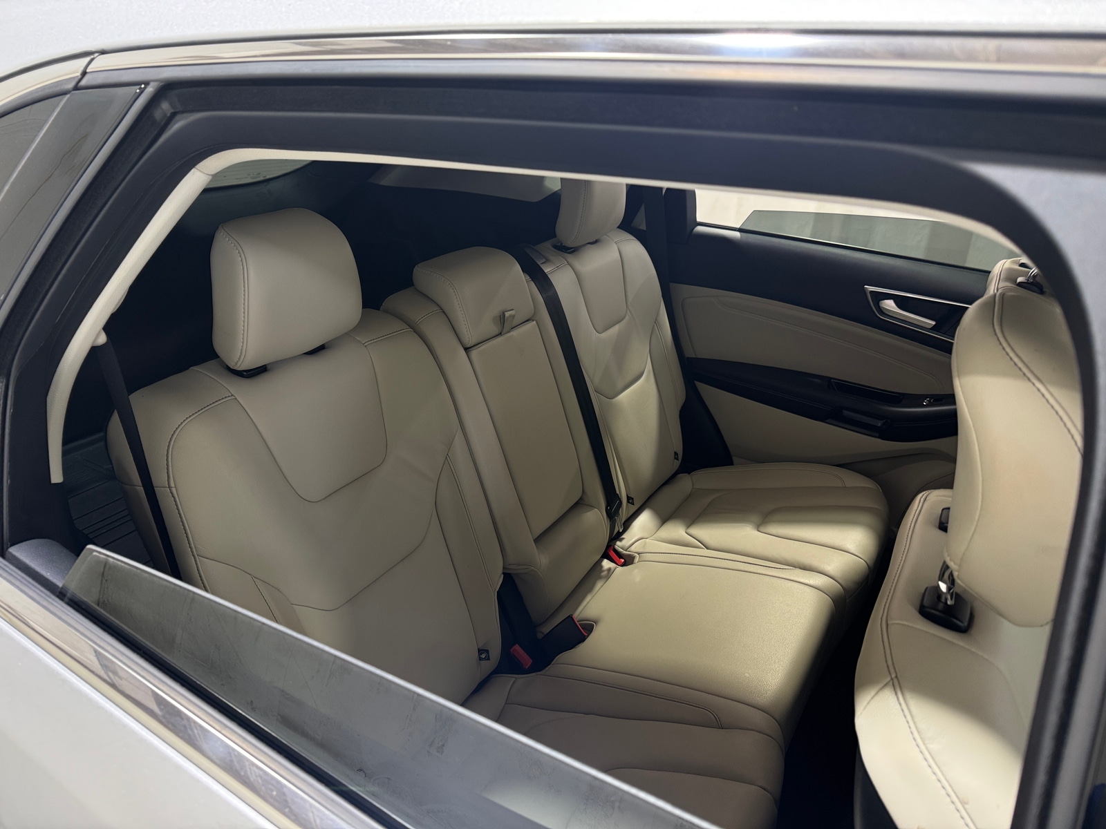 Thumbnail: 2019 Ford Edge - 6