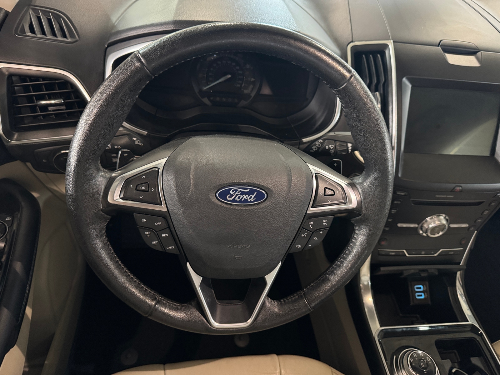 Thumbnail: 2019 Ford Edge - 5