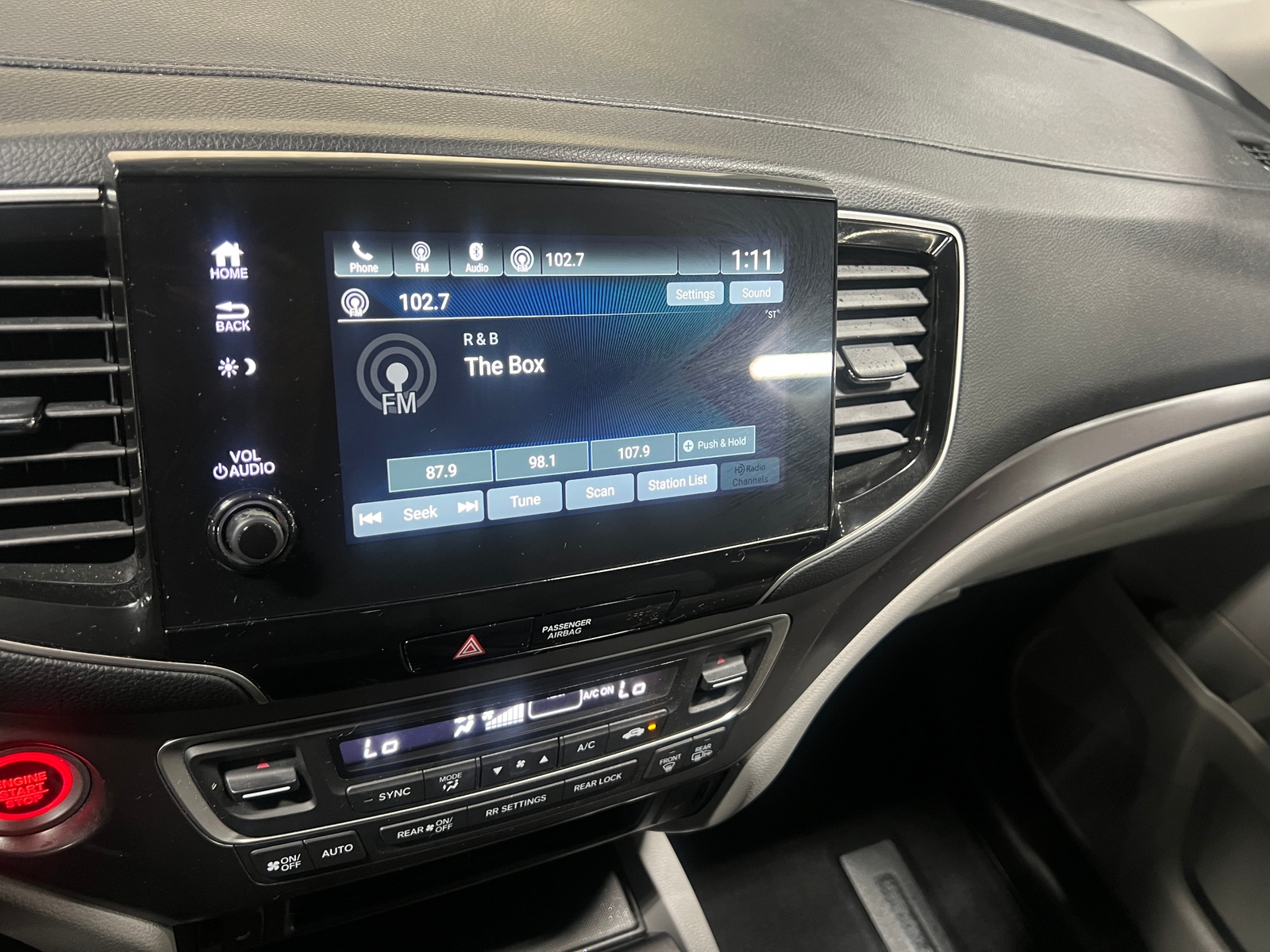Thumbnail: 2020 Honda Pilot - 3