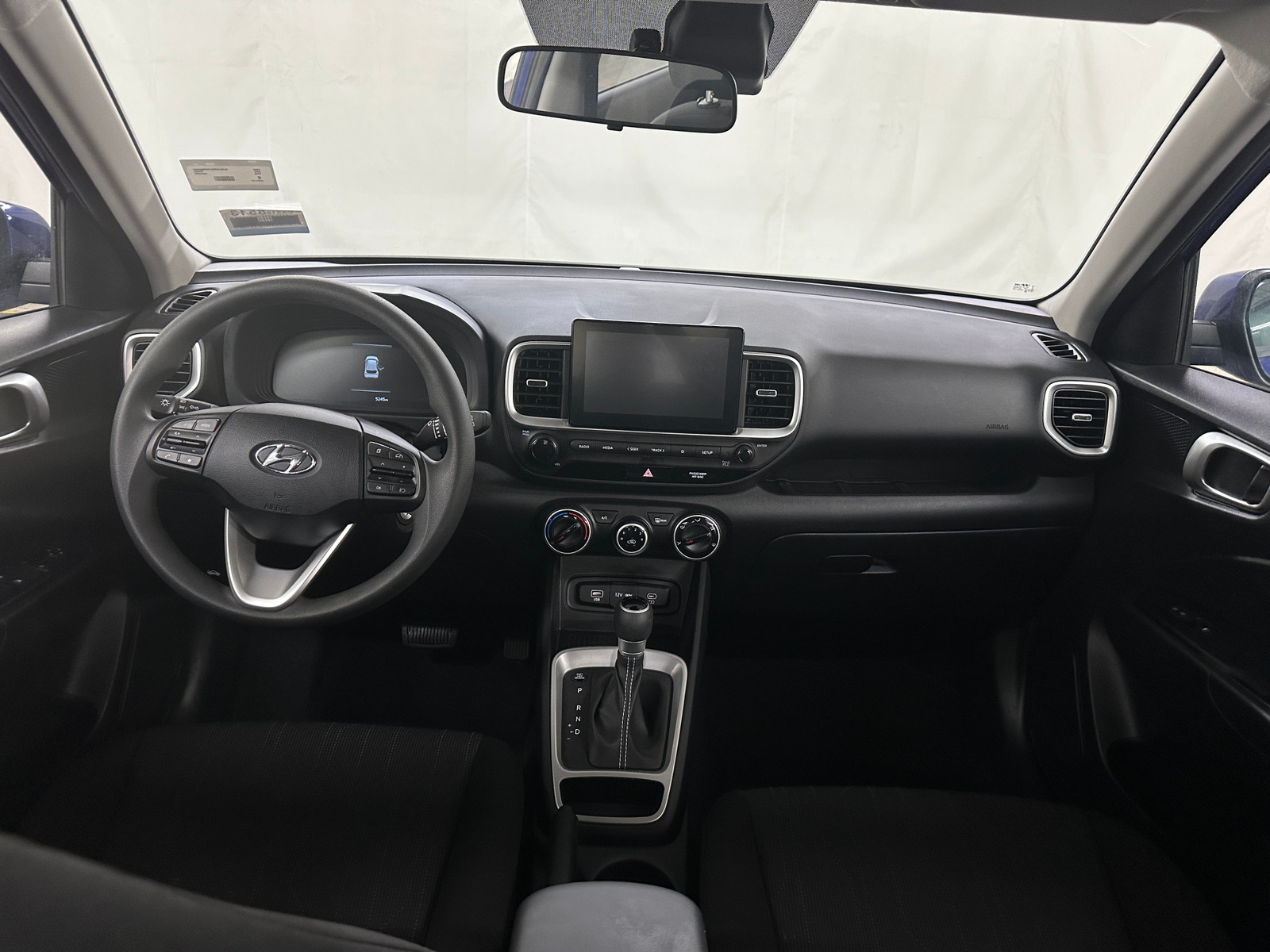 Thumbnail: 2025 Hyundai Venue - 3