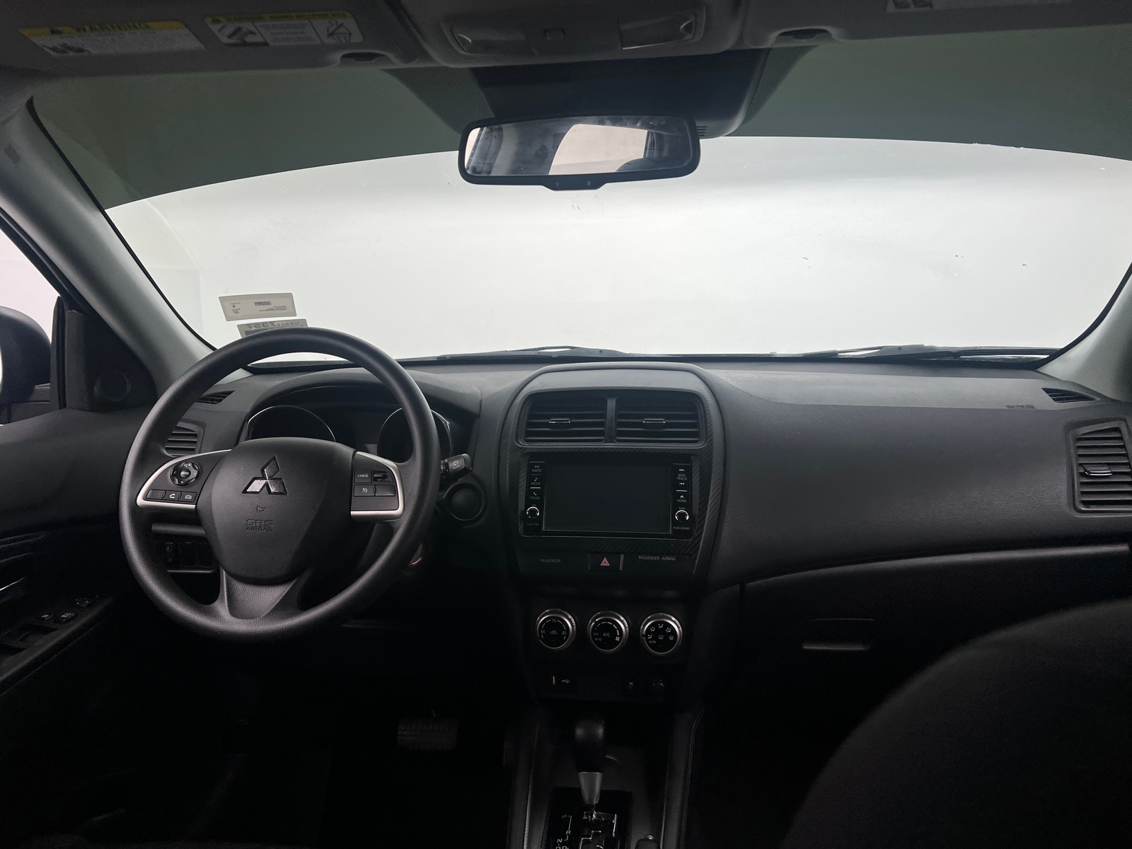 Thumbnail: 2021 Mitsubishi Outlander Sport - 3