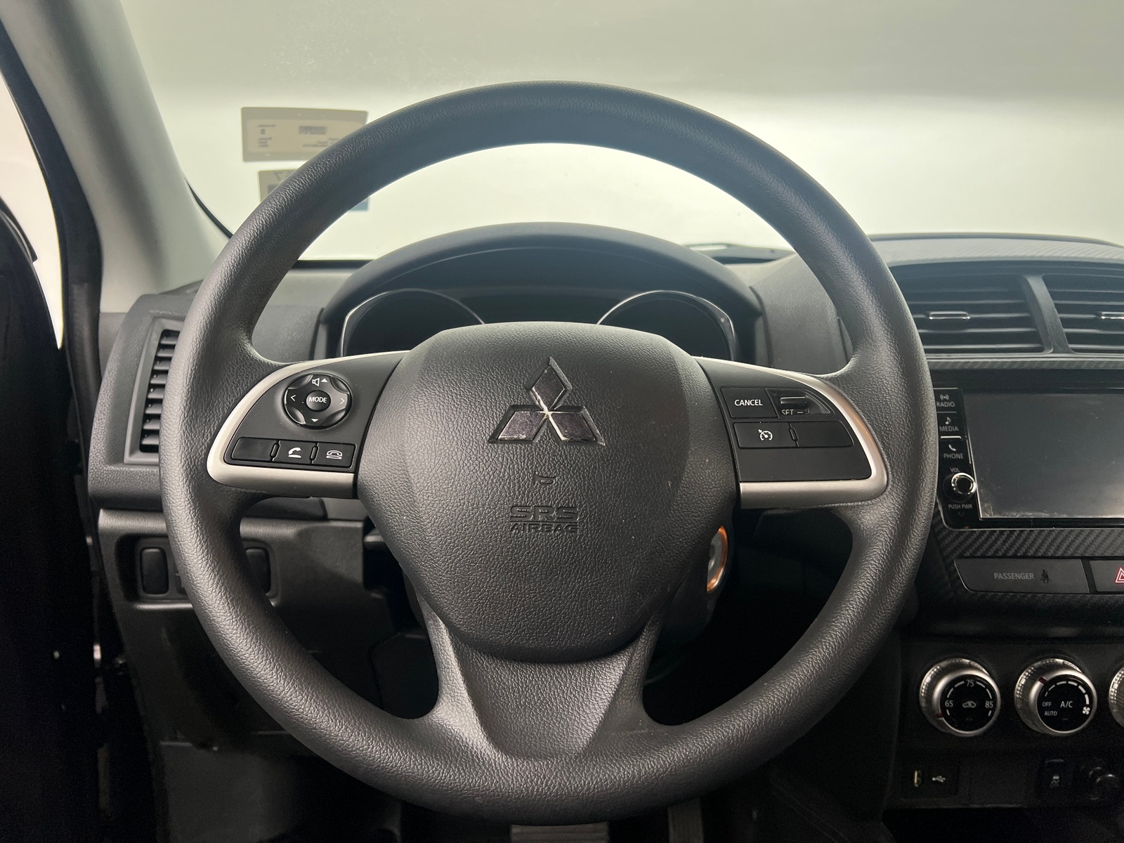 Thumbnail: 2021 Mitsubishi Outlander Sport - 5