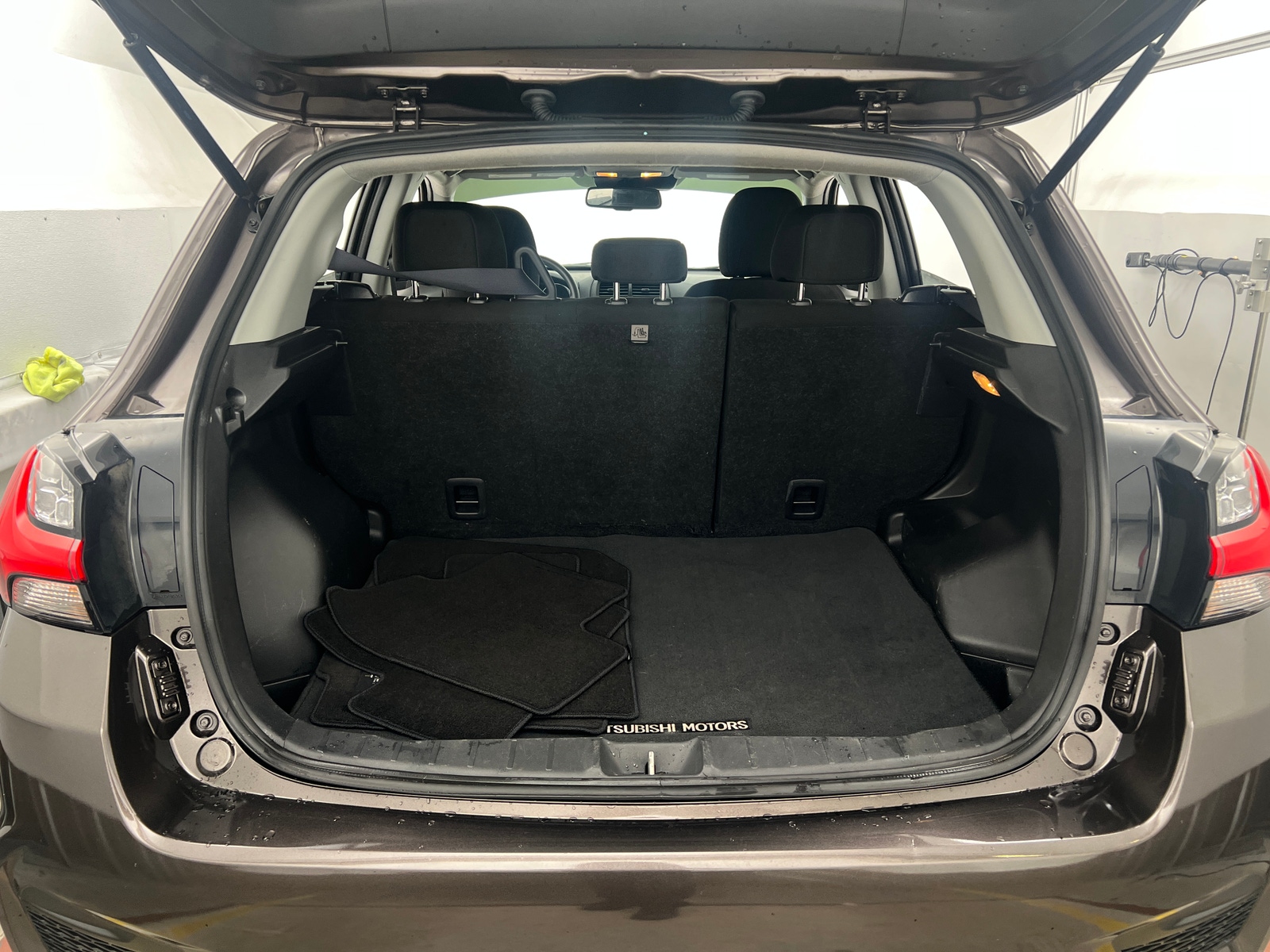 Thumbnail: 2021 Mitsubishi Outlander Sport - 7