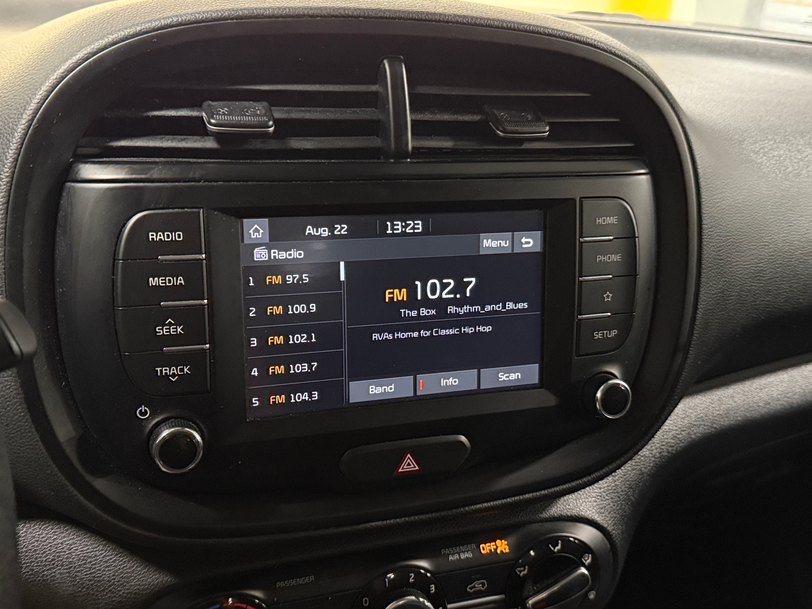 Thumbnail: 2020 Kia Soul - 4