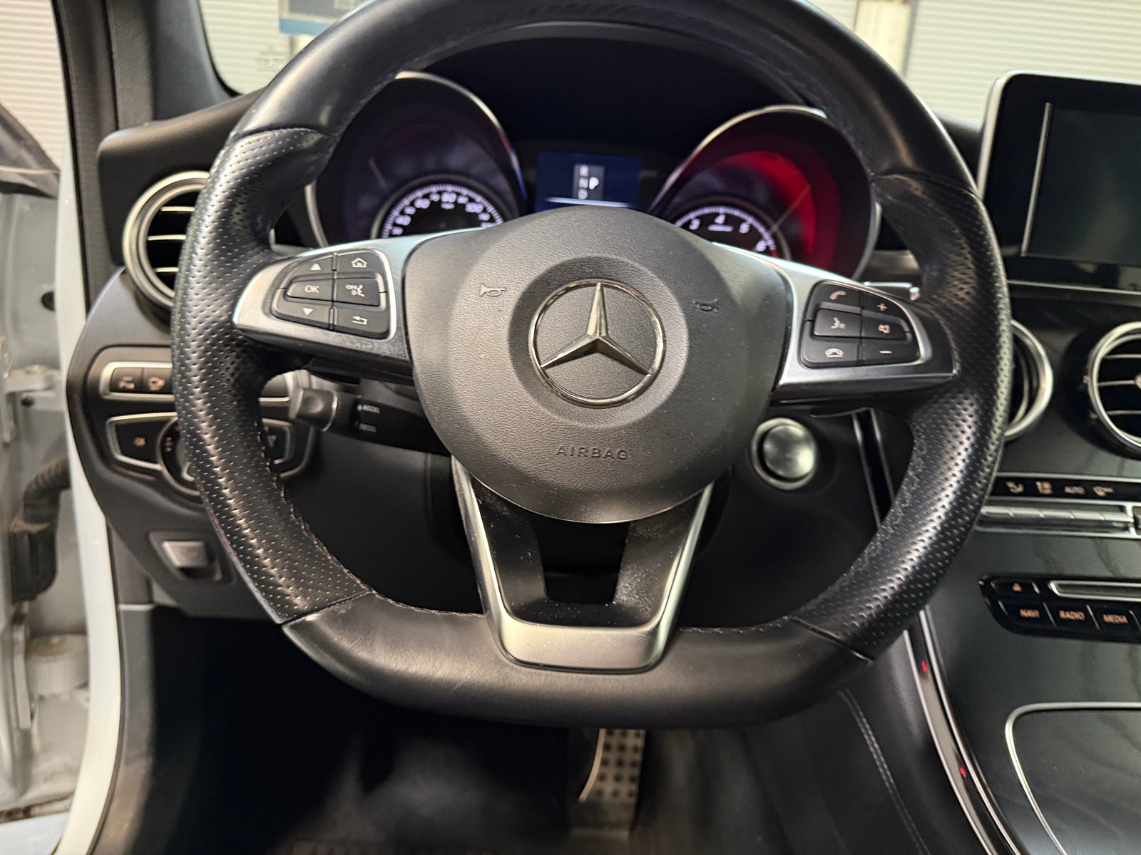 Thumbnail: 2019 Mercedes-Benz GLC - 4