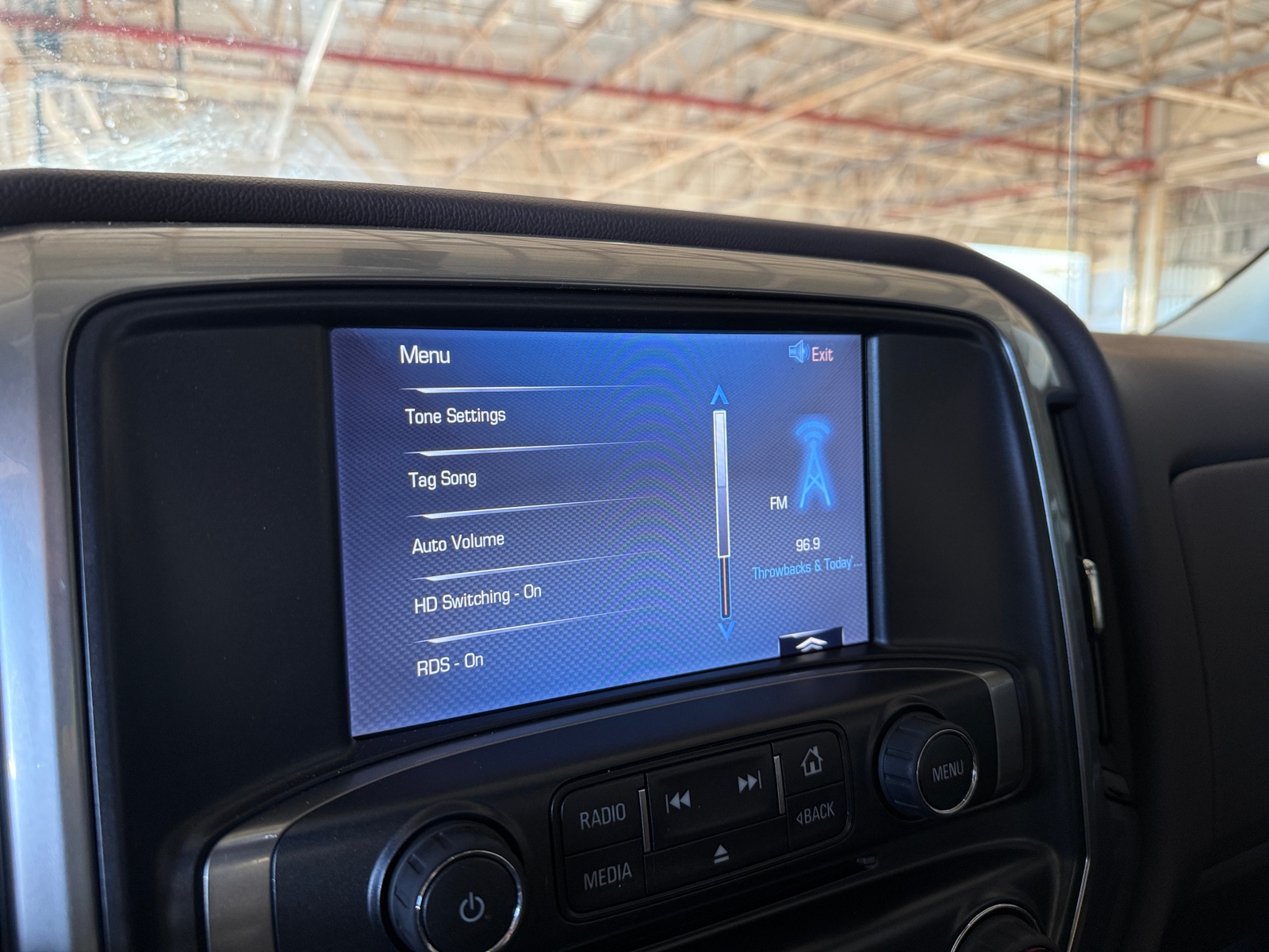 Thumbnail: 2014 Chevrolet Silverado 1500 - 4