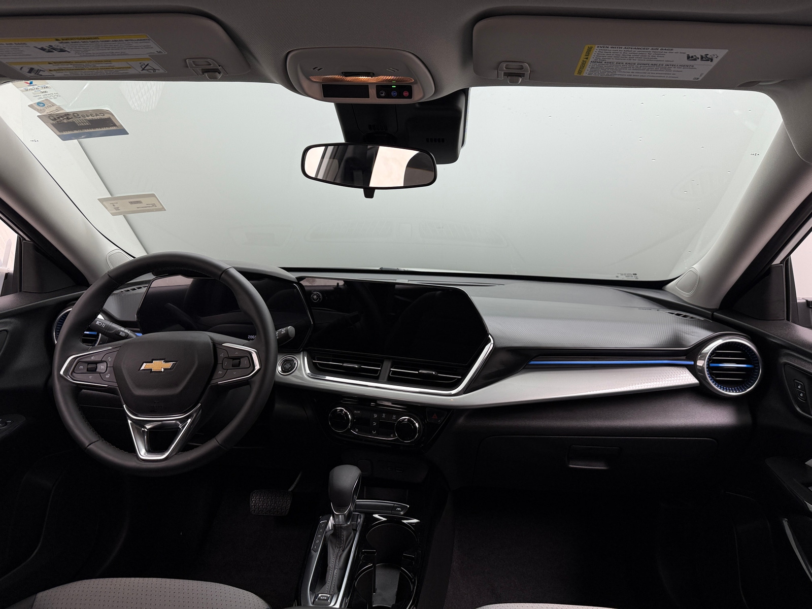 Thumbnail: 2025 Chevrolet Trax - 3