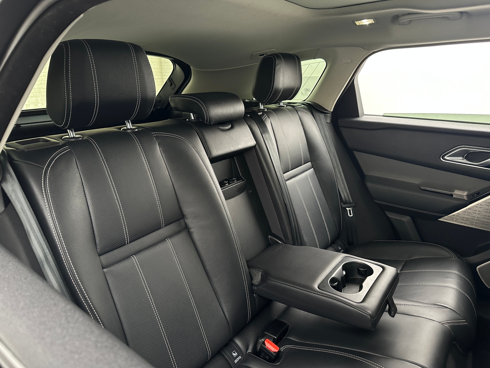 Thumbnail: 2020 Land Rover Range Rover Velar - 5