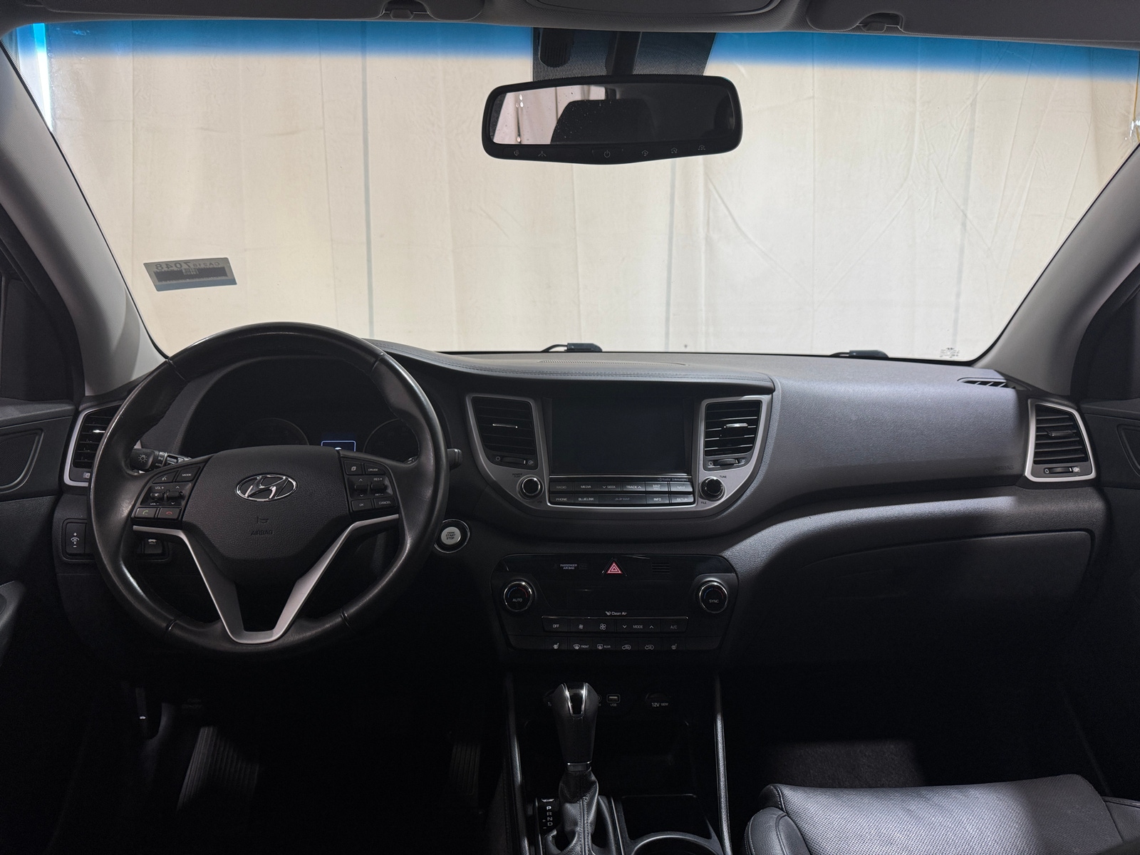 Thumbnail: 2016 Hyundai Tucson - 2