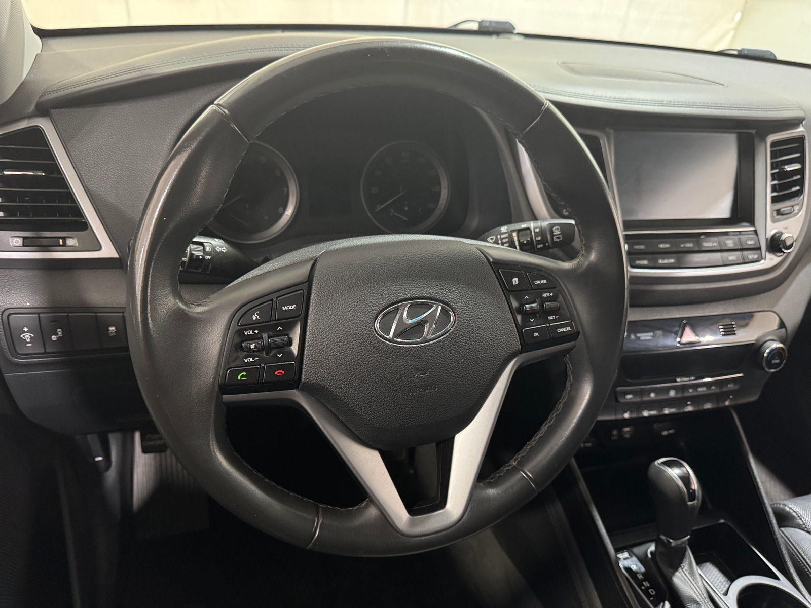 Thumbnail: 2016 Hyundai Tucson - 4