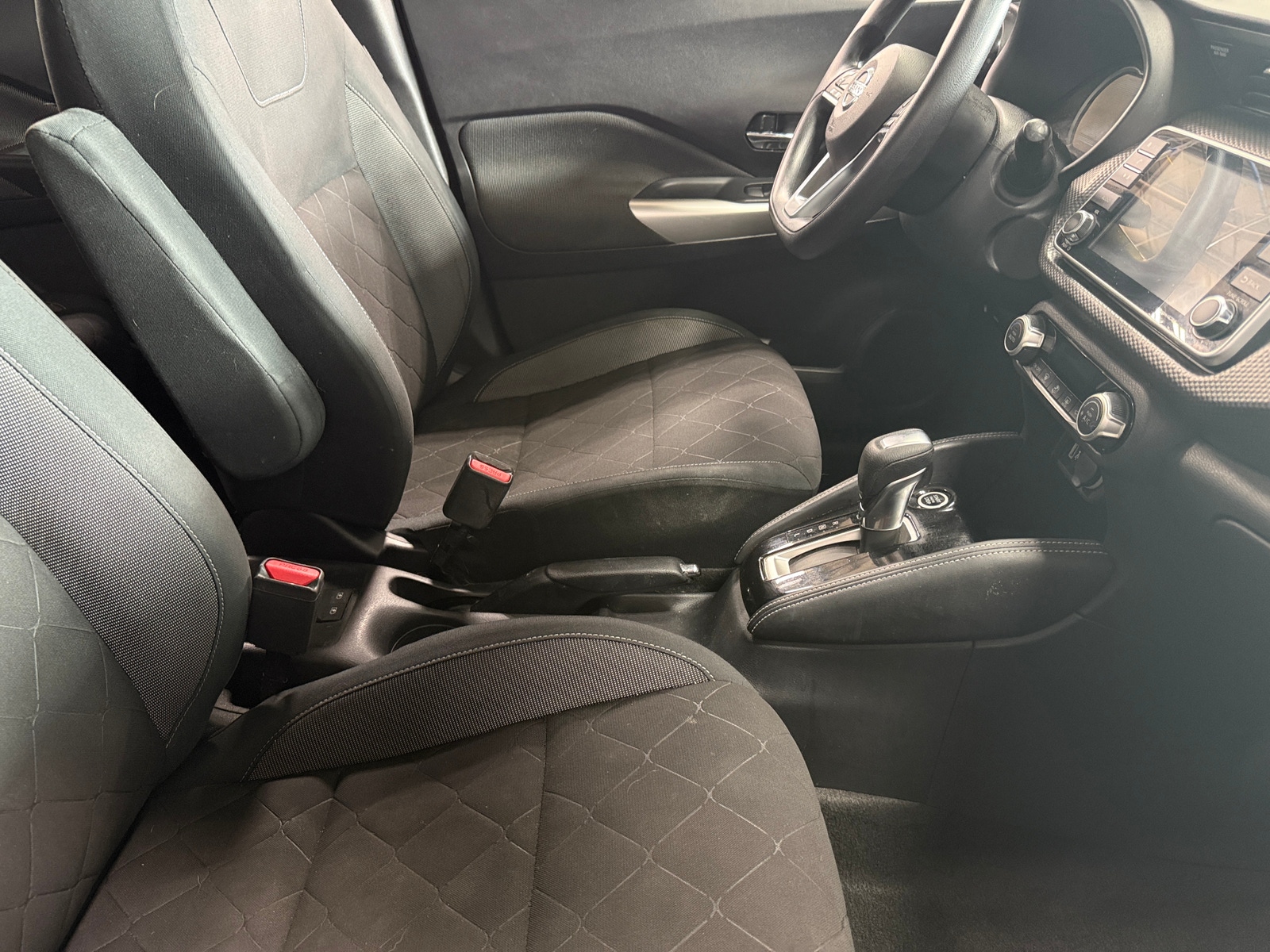 Thumbnail: 2019 Nissan Kicks - 2