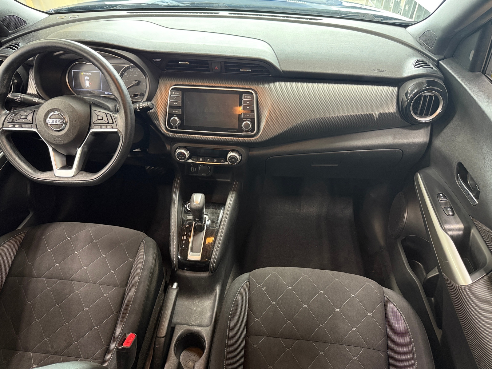 Thumbnail: 2019 Nissan Kicks - 3