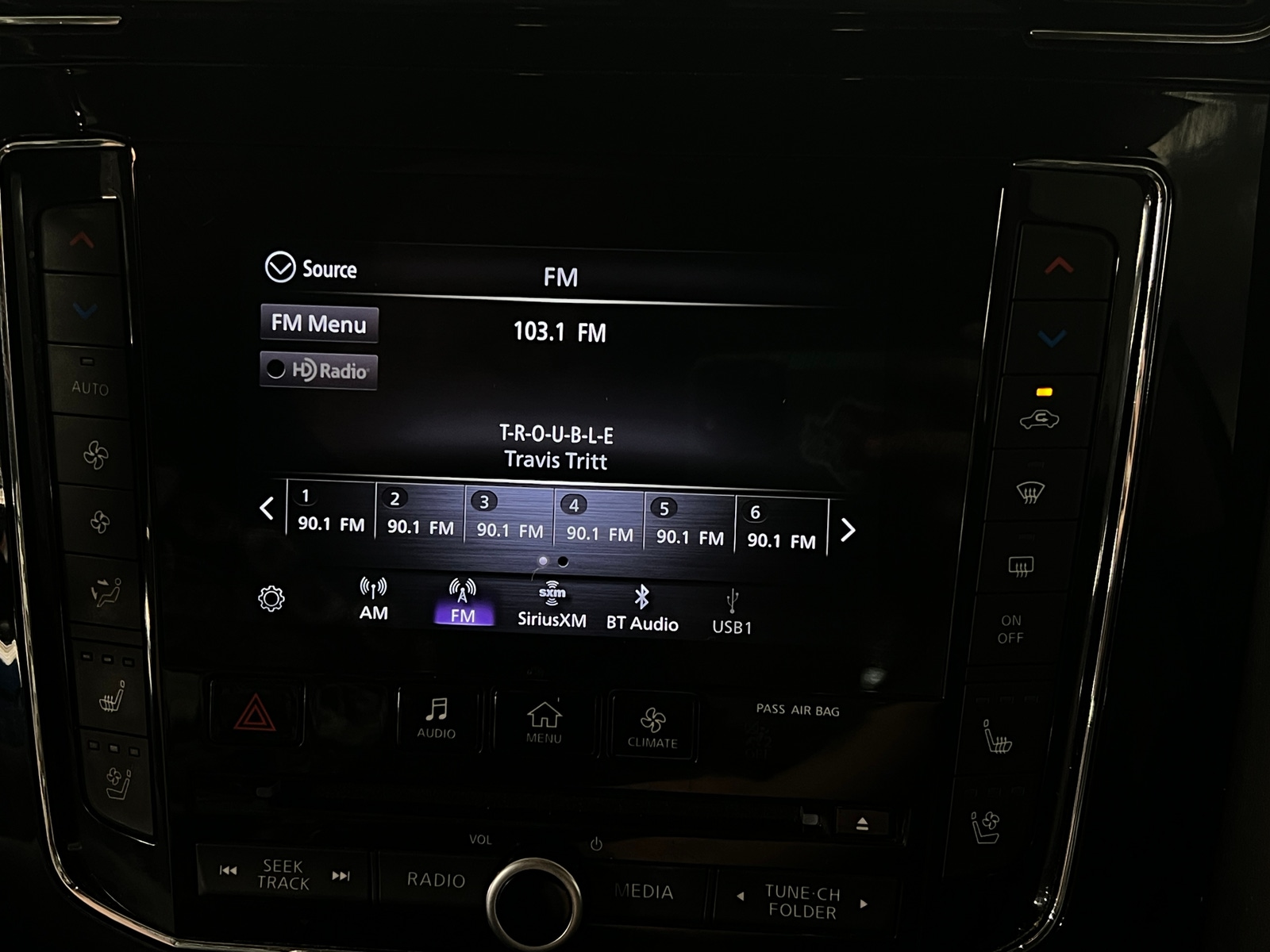 Thumbnail: 2020 INFINITI QX80 - 3