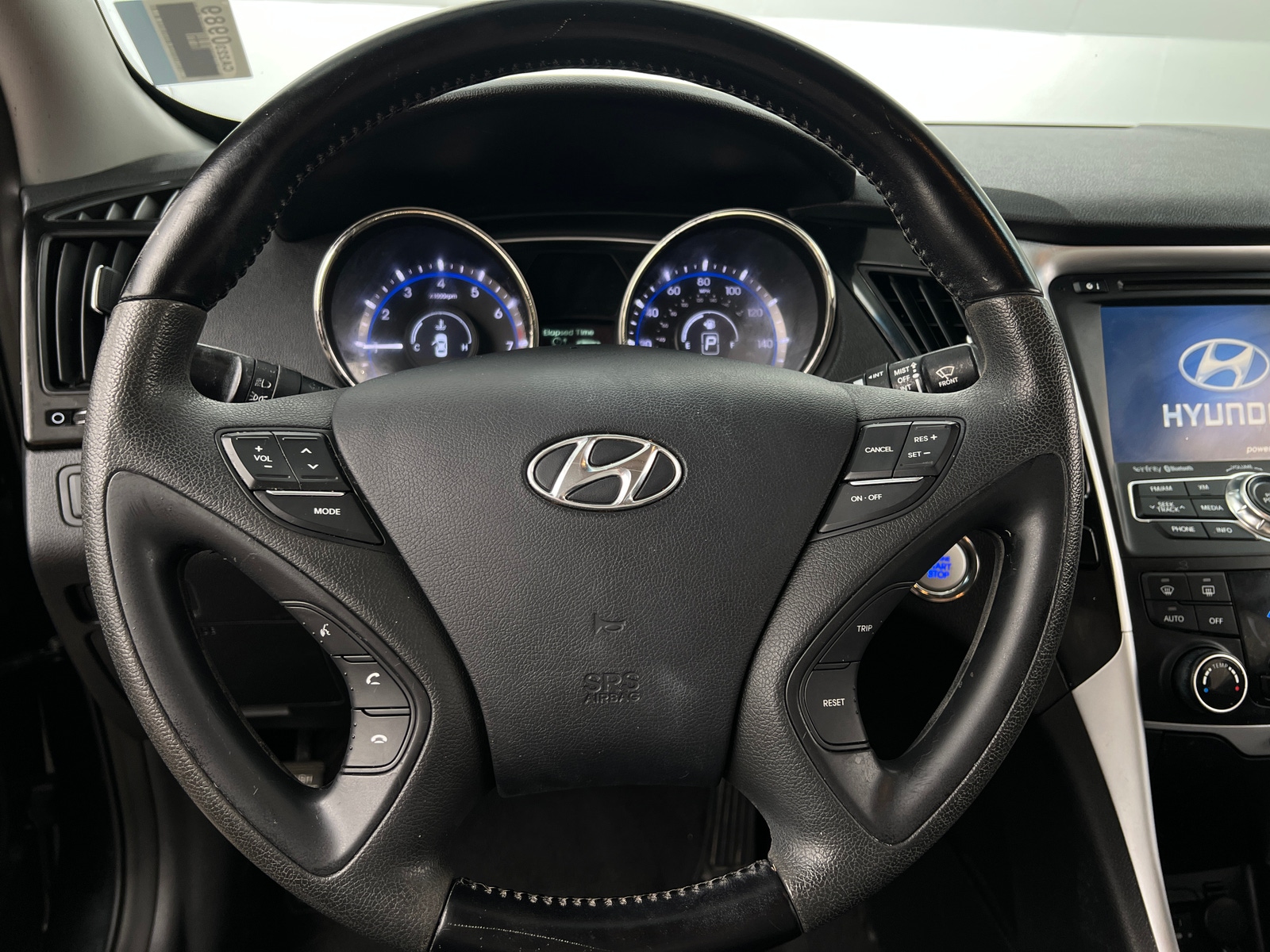 Thumbnail: 2013 Hyundai Sonata - 4