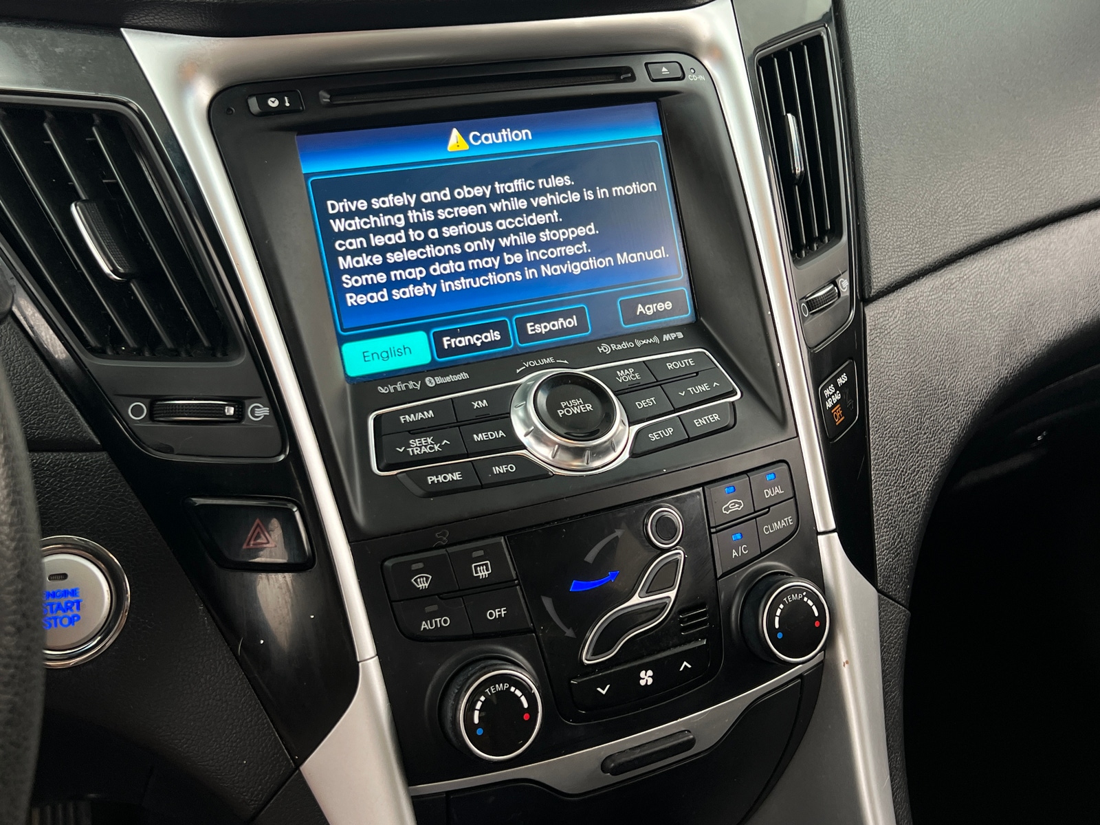 Thumbnail: 2013 Hyundai Sonata - 3