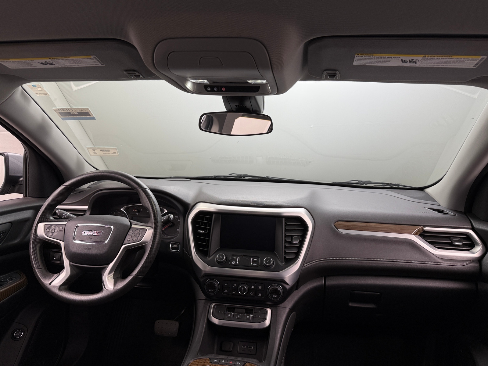 Thumbnail: 2023 GMC Acadia - 3