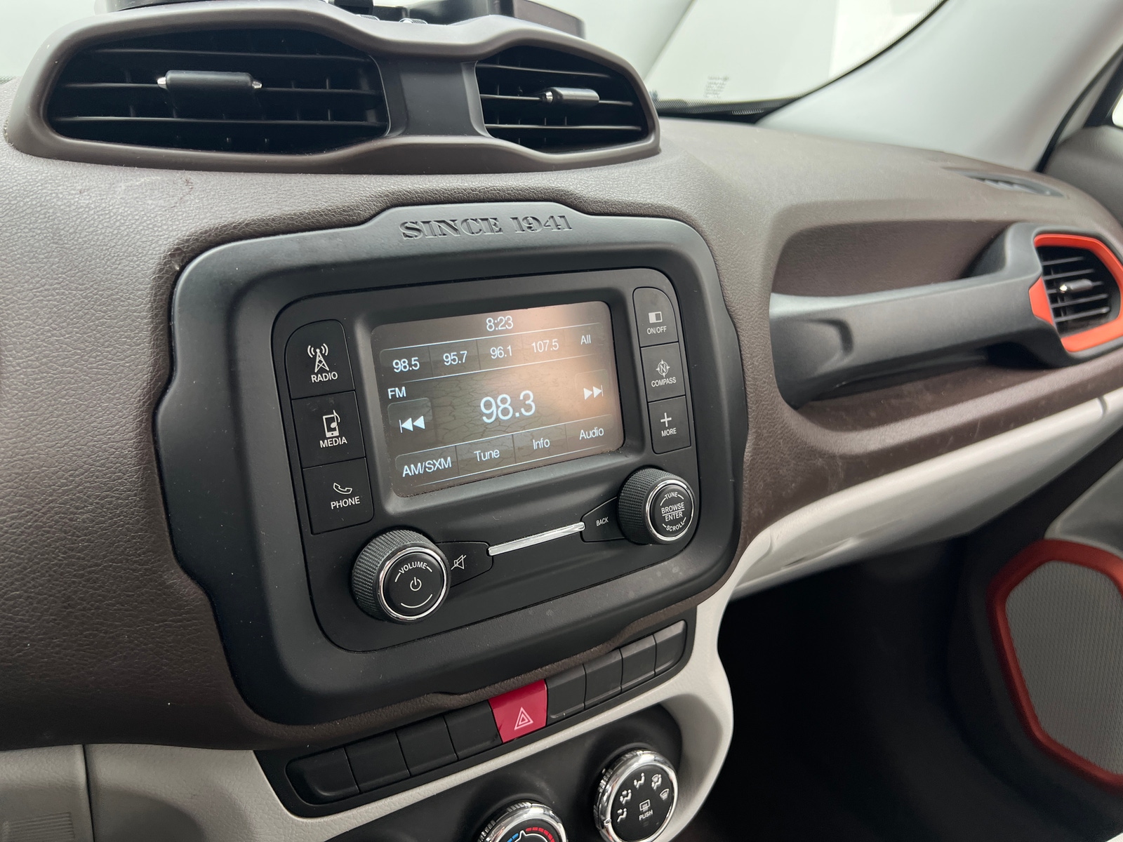 Thumbnail: 2015 Jeep Renegade - 4