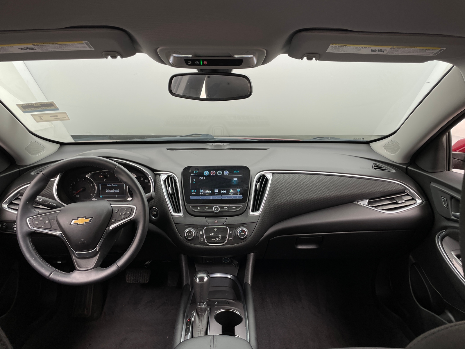 Thumbnail: 2018 Chevrolet Malibu - 3