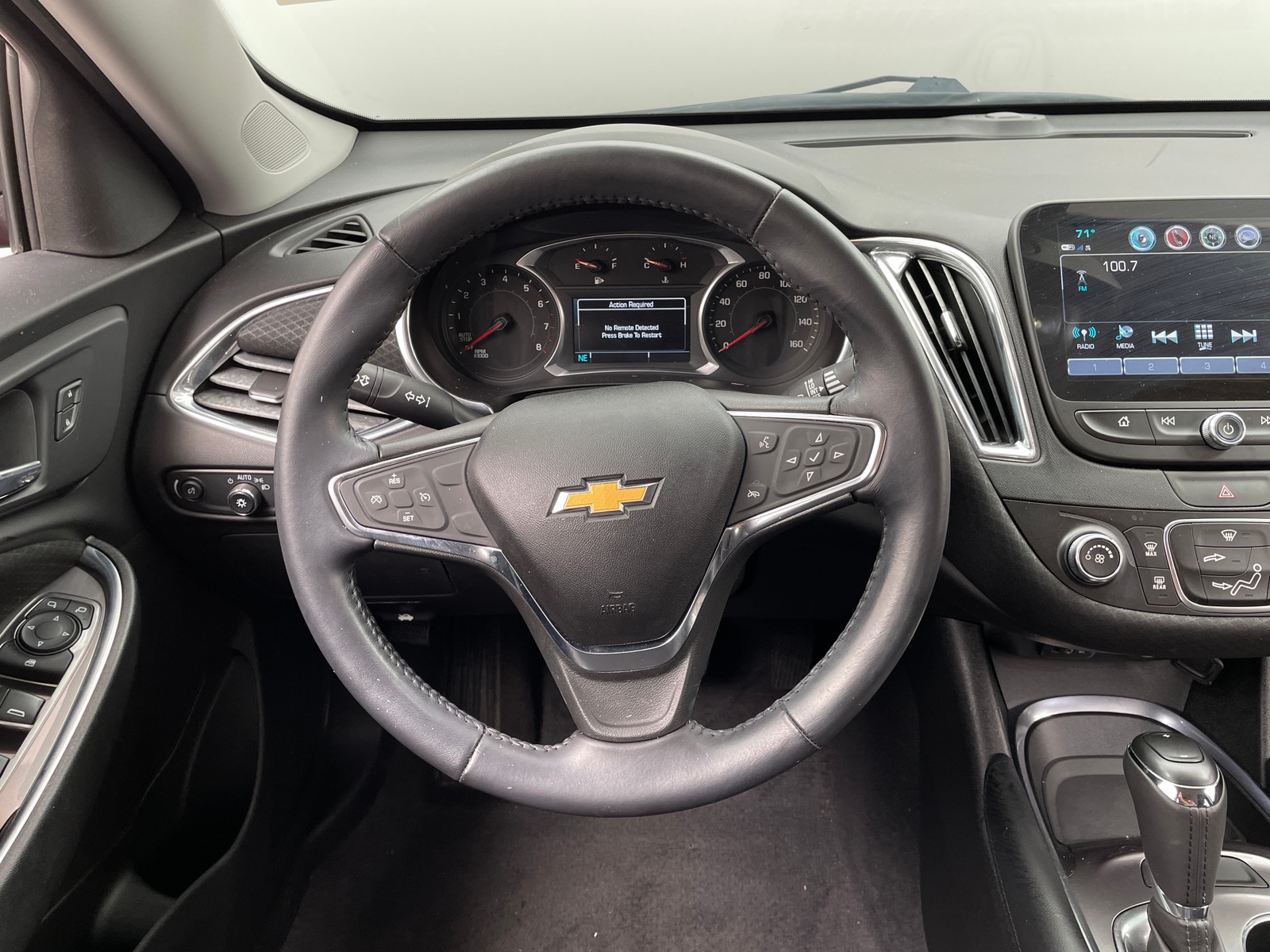 Thumbnail: 2018 Chevrolet Malibu - 5