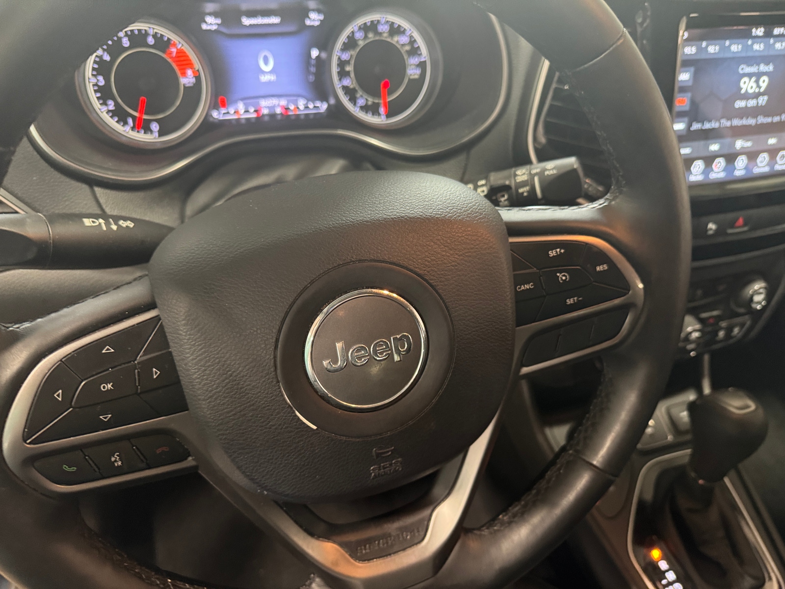 Thumbnail: 2019 Jeep Cherokee - 4