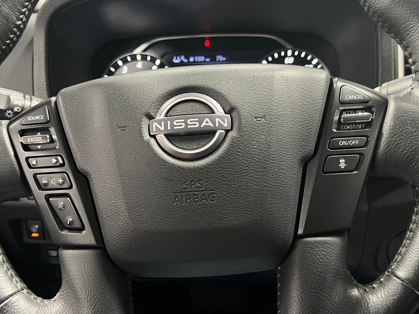 Thumbnail: 2023 Nissan Frontier - 4