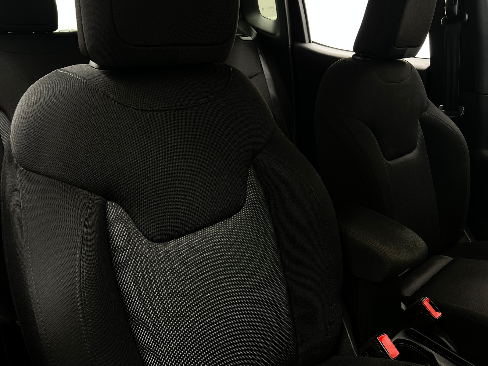 Thumbnail: 2019 Jeep Renegade - 2