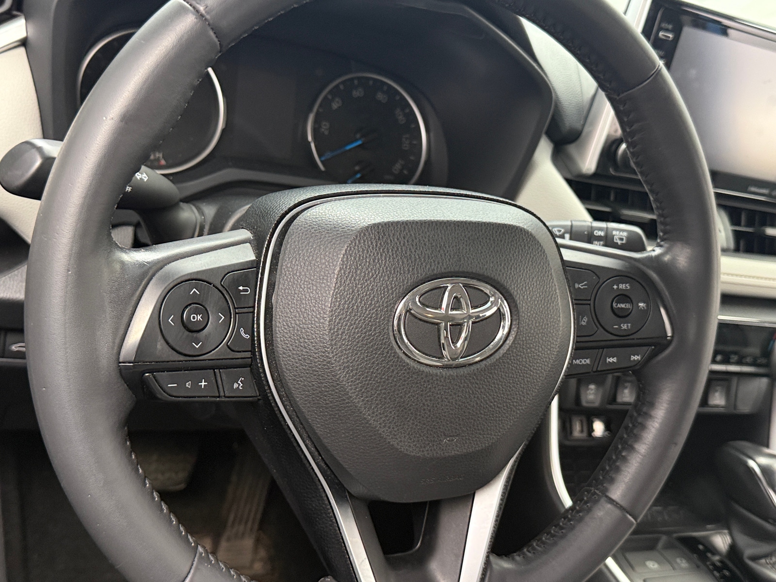 Thumbnail: 2020 Toyota RAV4 - 5