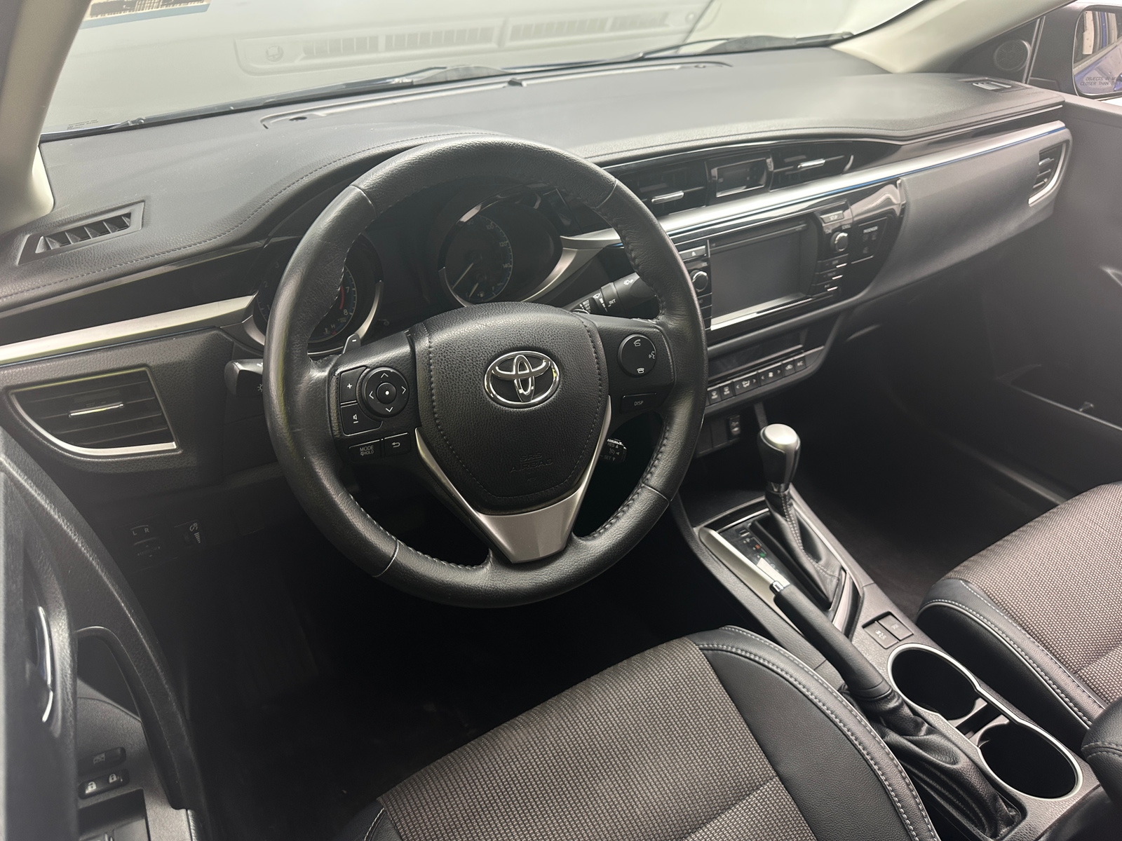Thumbnail: 2014 Toyota Corolla - 3