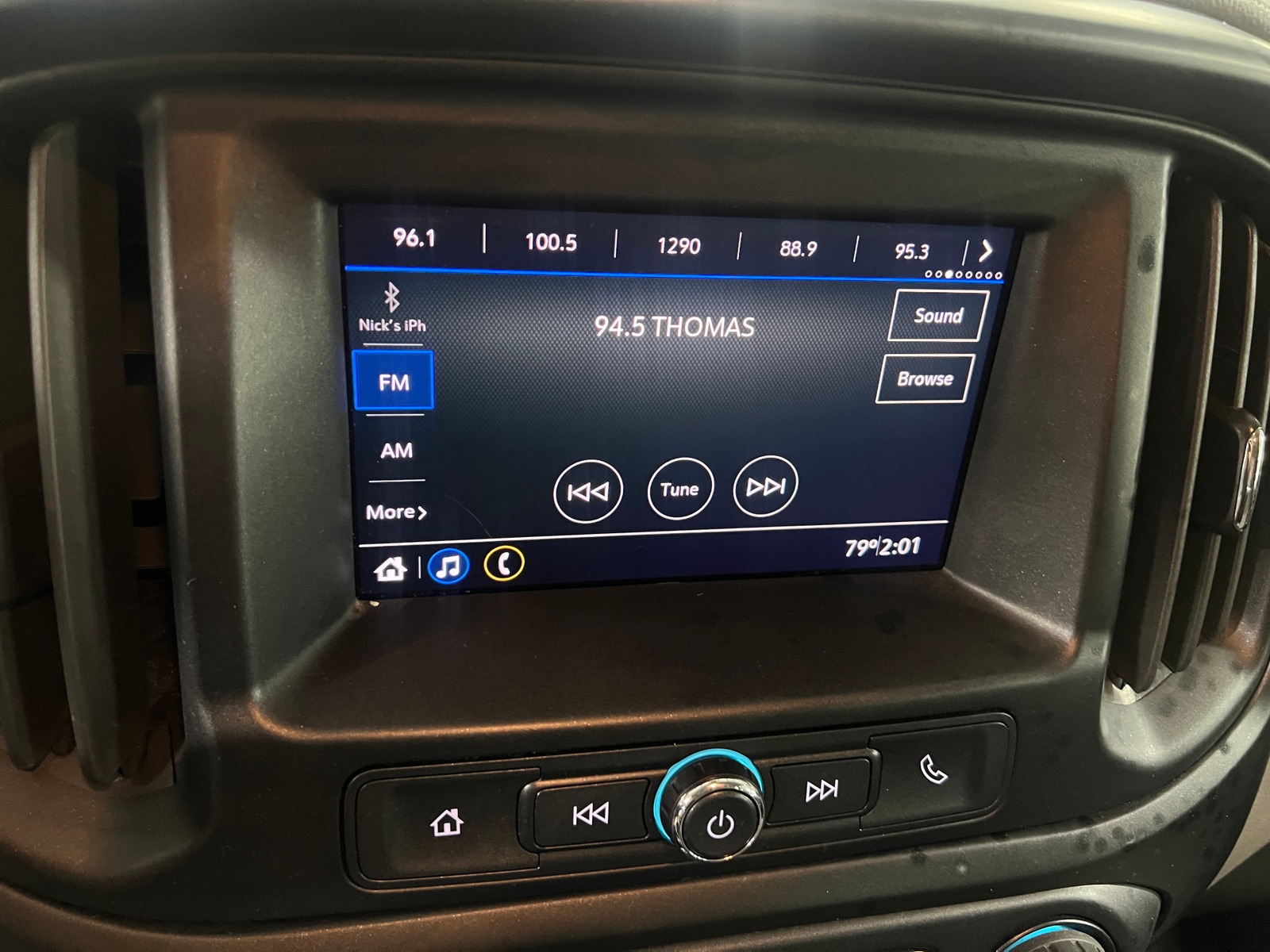 Thumbnail: 2020 Chevrolet Colorado - 4
