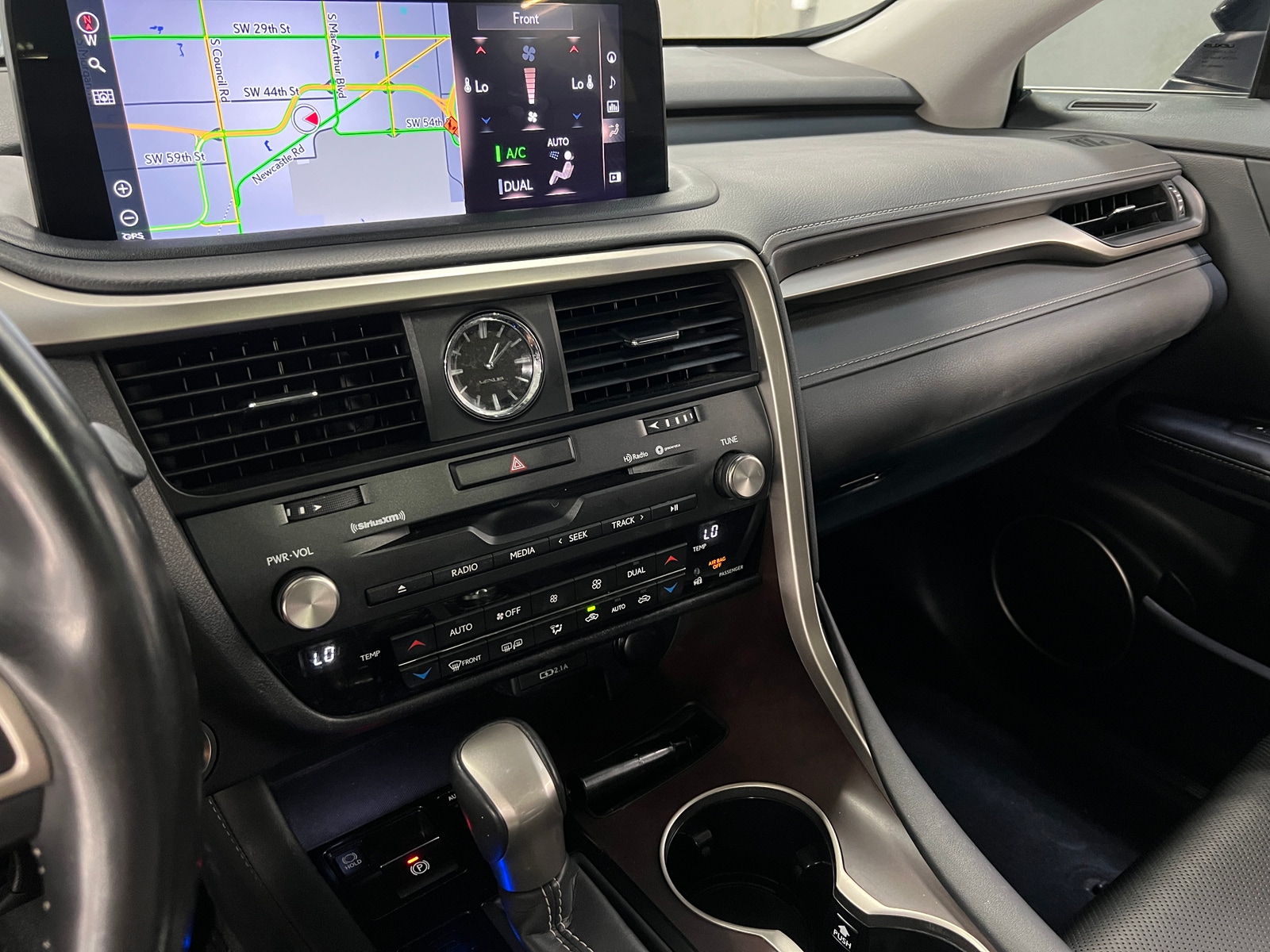 Thumbnail: 2020 Lexus RX - 3