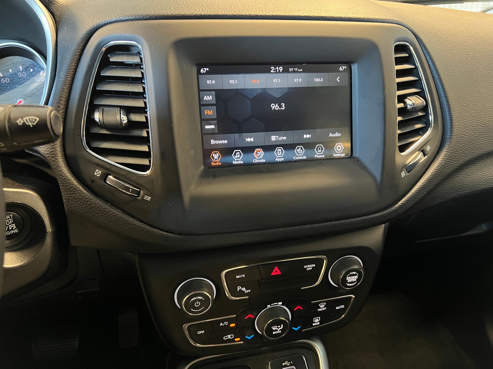 Thumbnail: 2019 Jeep Compass - 4