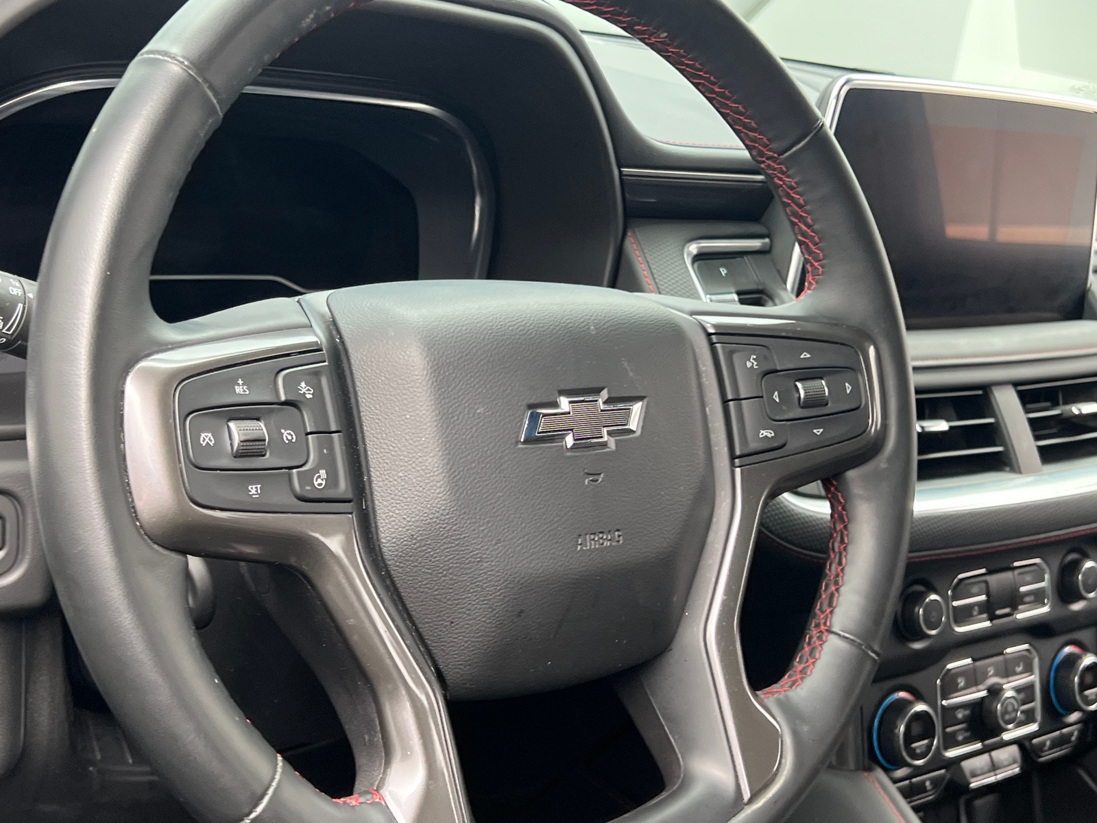Thumbnail: 2024 Chevrolet Tahoe - 4