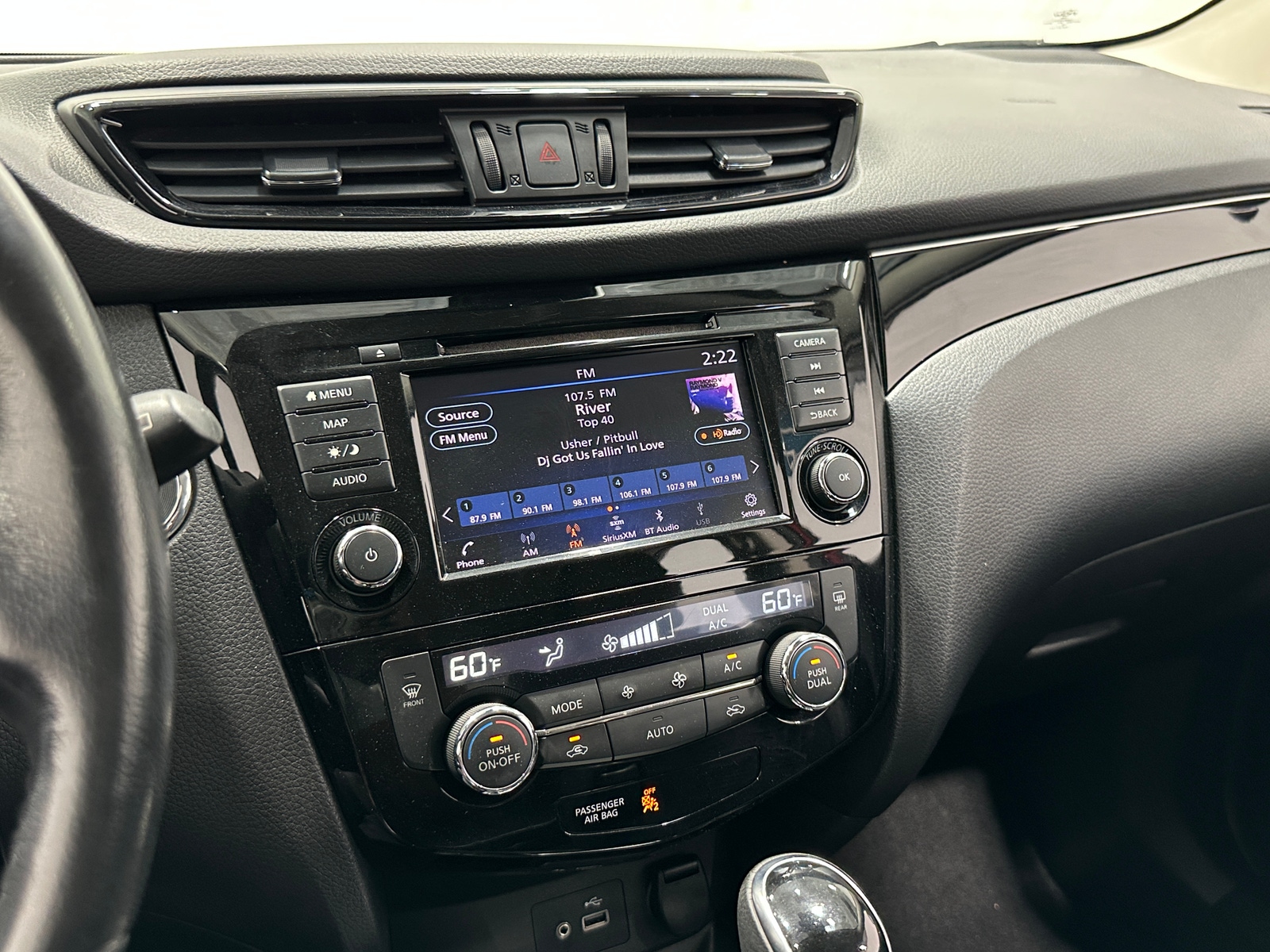 Thumbnail: 2019 Nissan Rogue Sport - 3