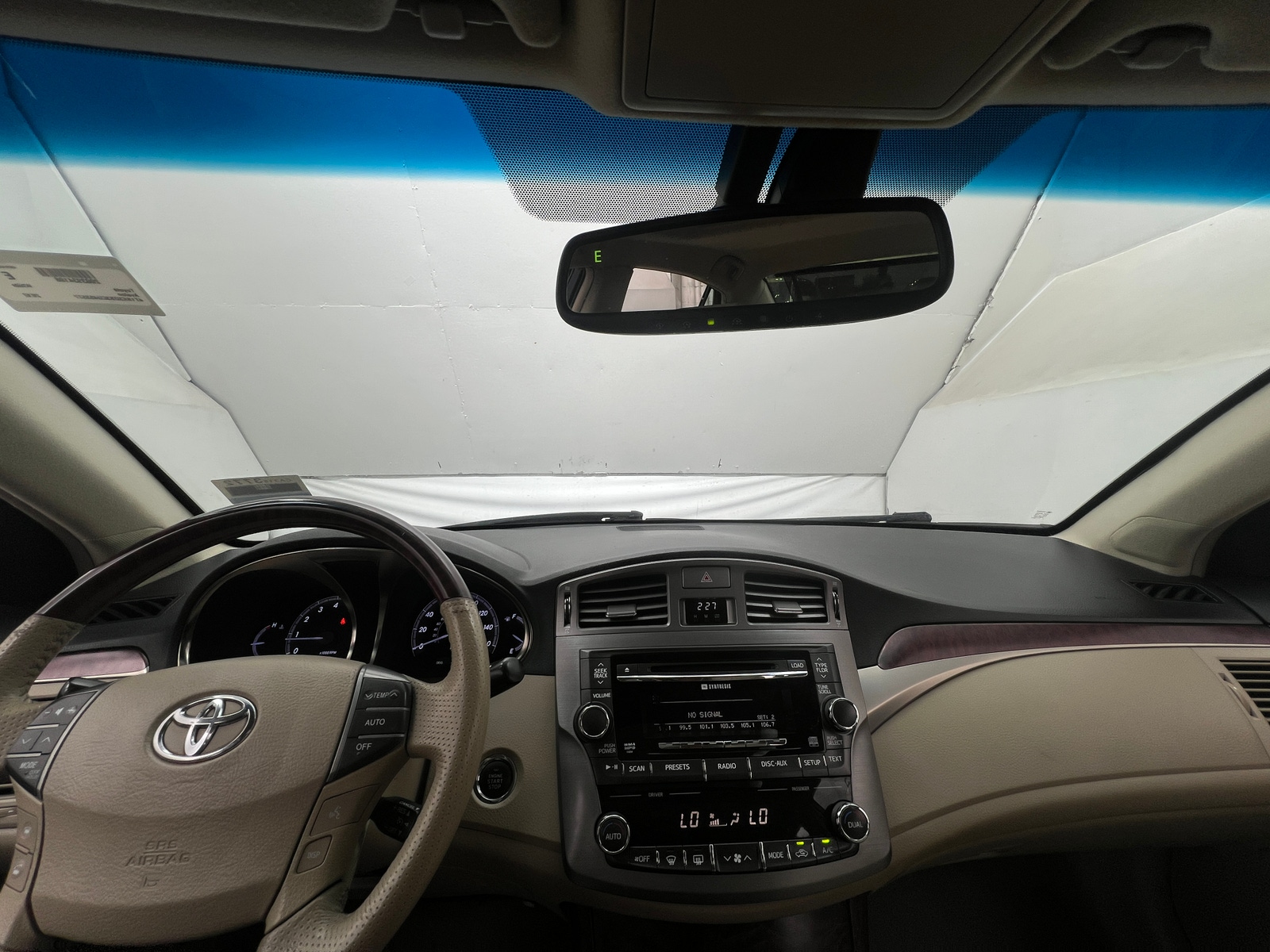 Thumbnail: 2012 Toyota Avalon - 2