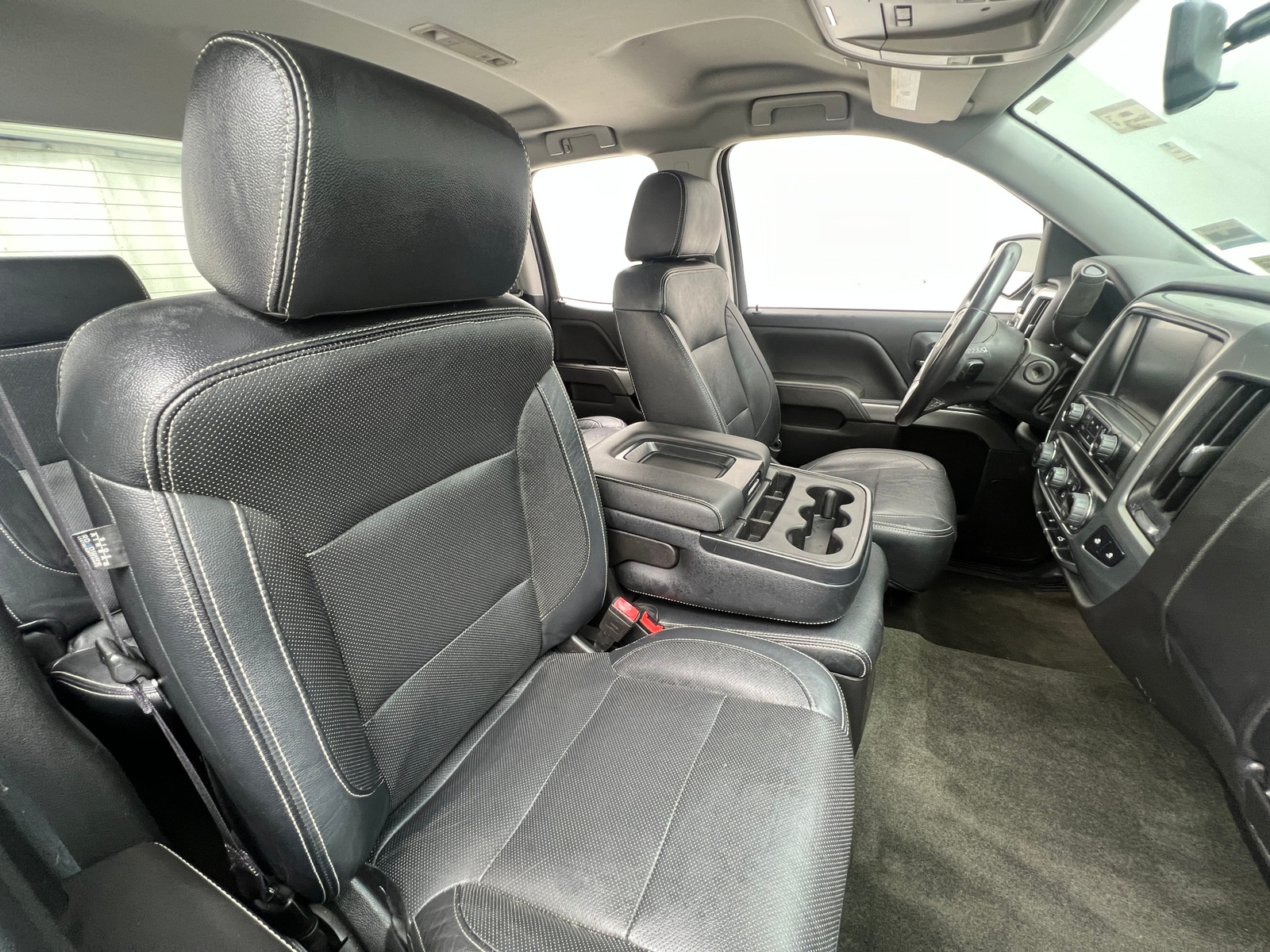 Thumbnail: 2017 Chevrolet Silverado 1500 - 2