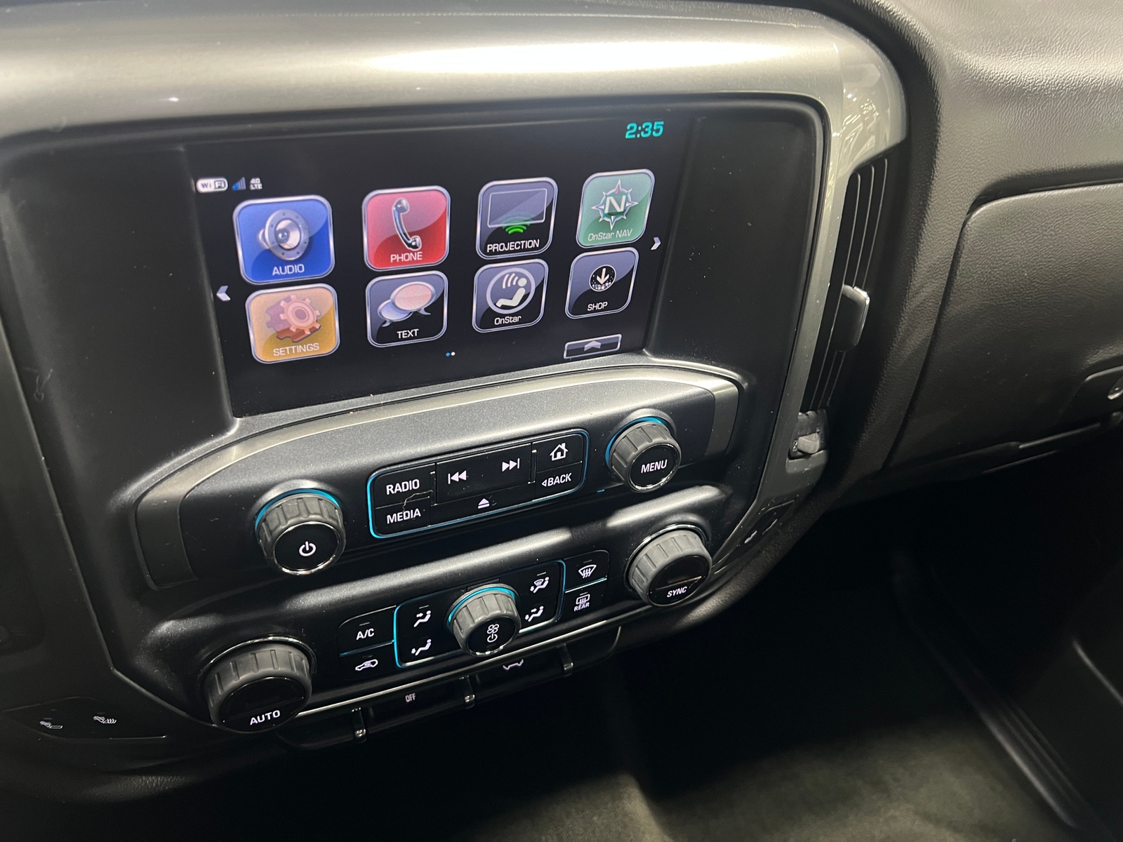Thumbnail: 2017 Chevrolet Silverado 1500 - 4